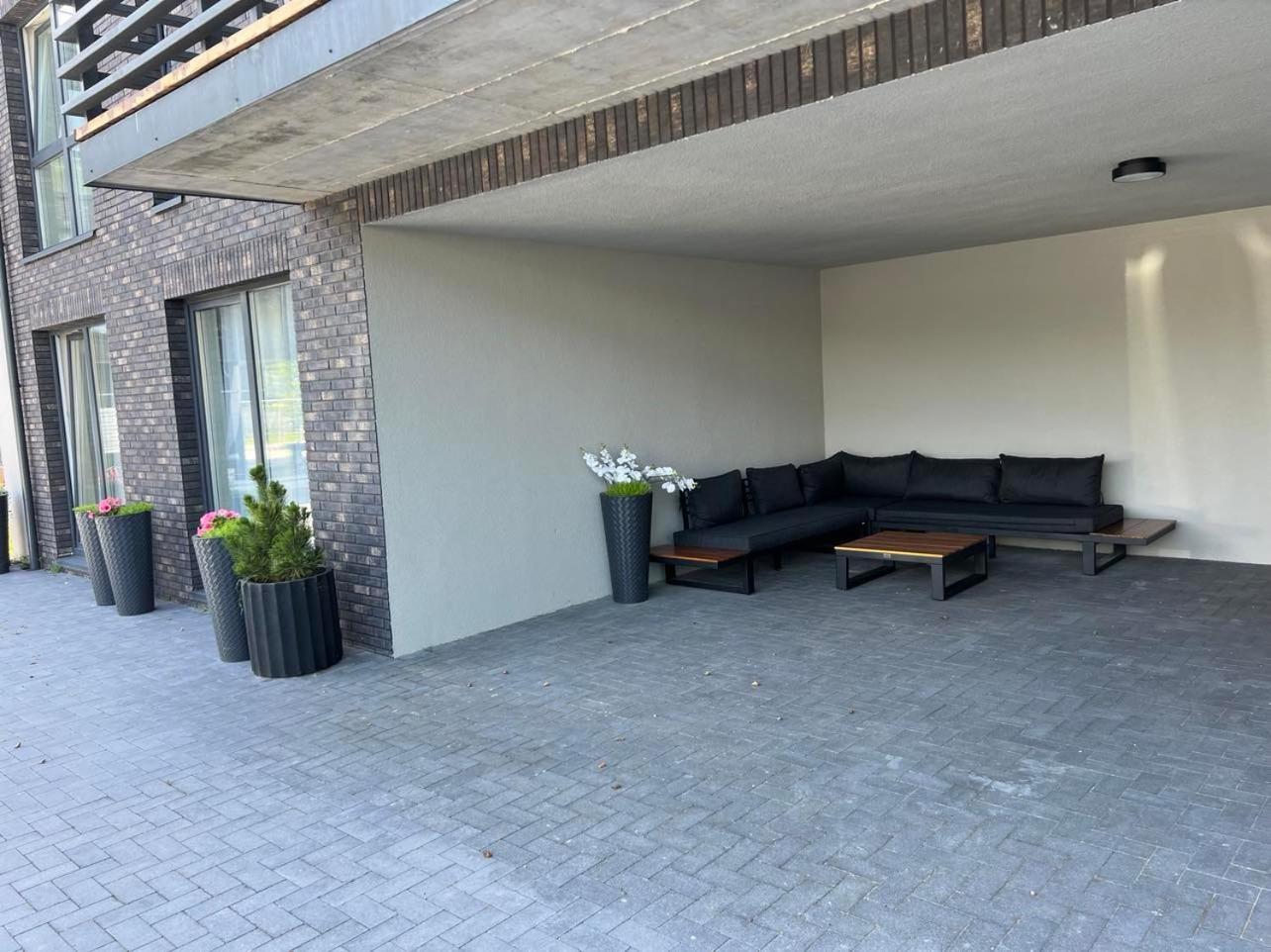 Studio with Sofa Bed