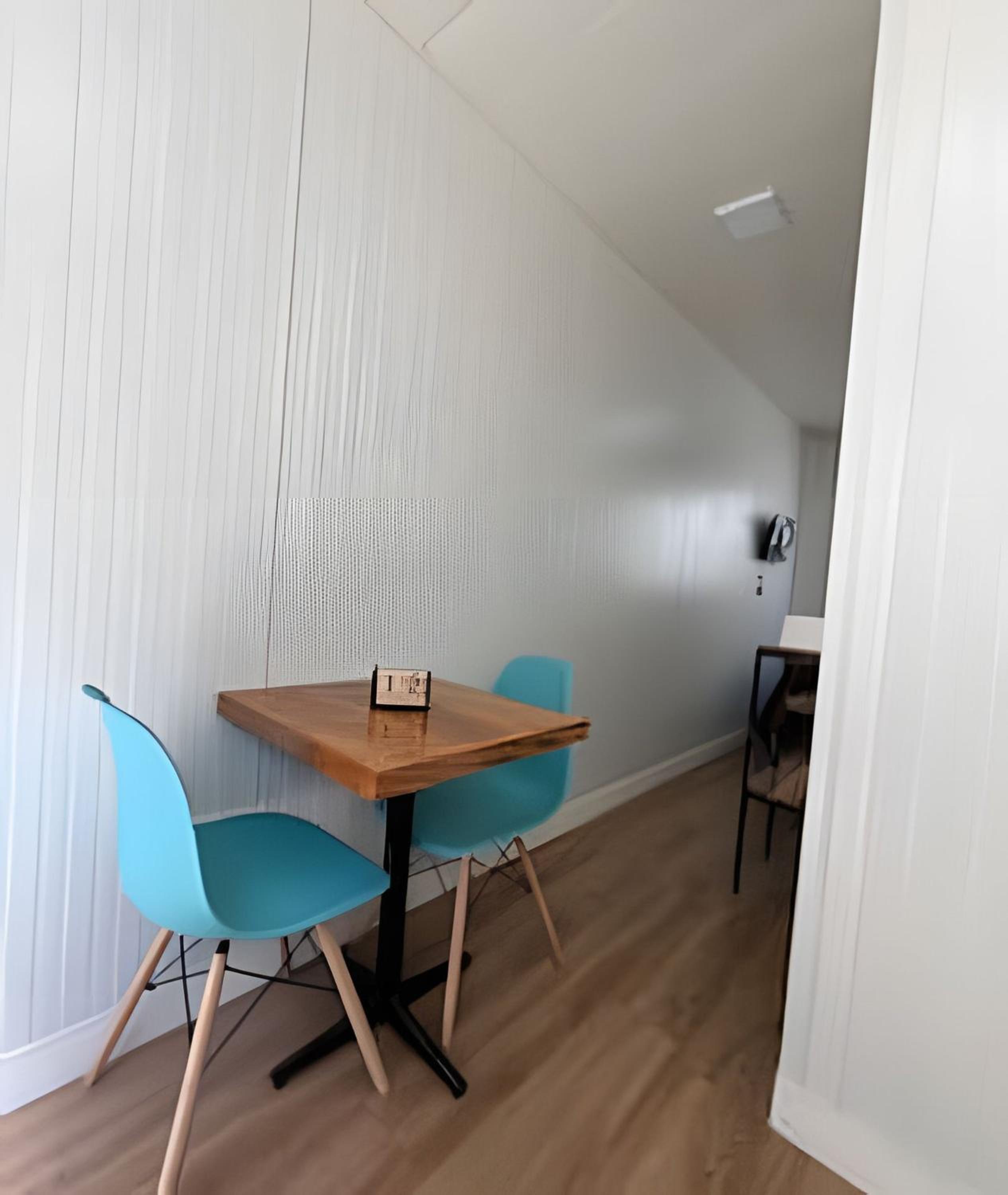 Studio Apartment photo 2