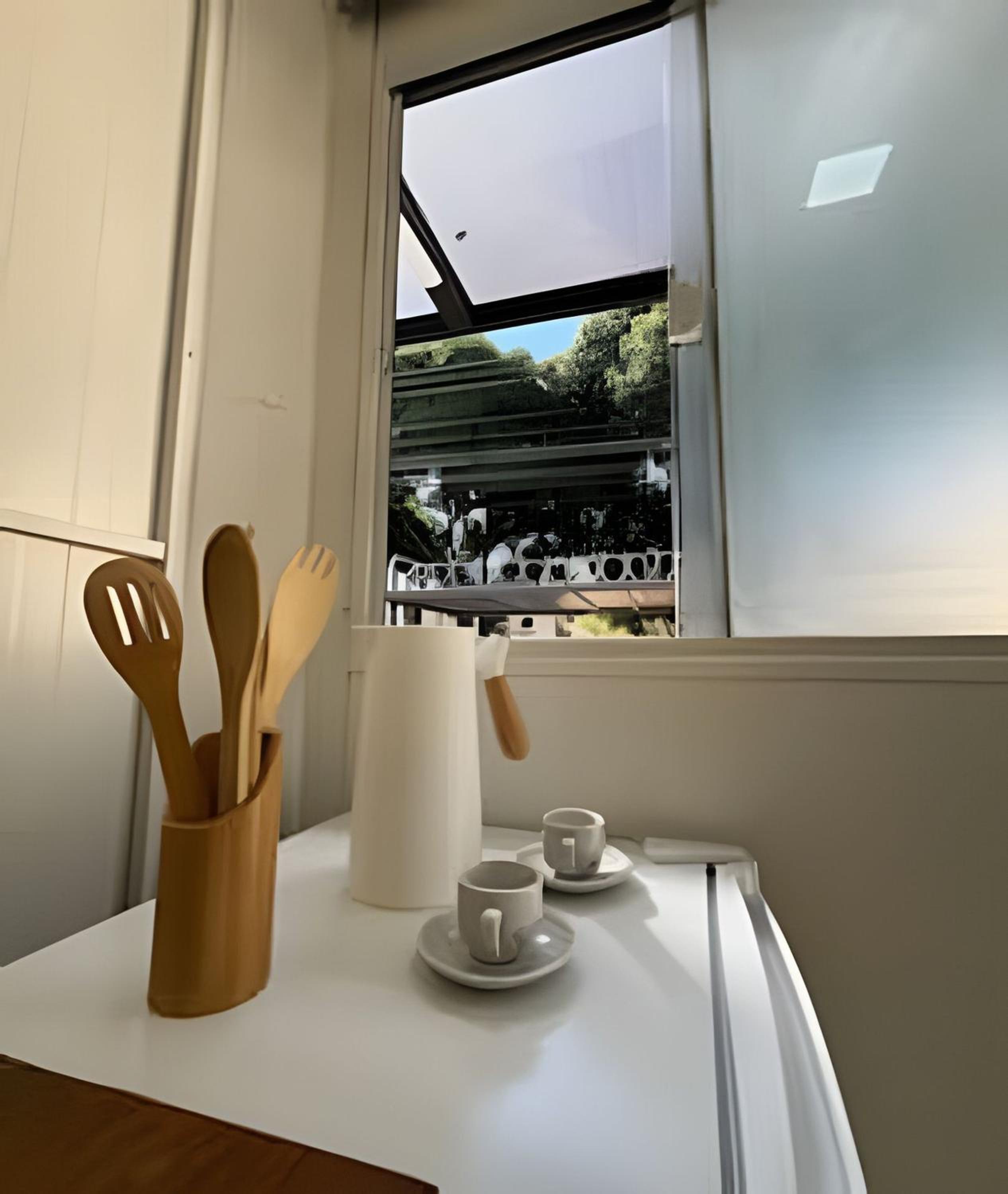 Studio Apartment photo 2