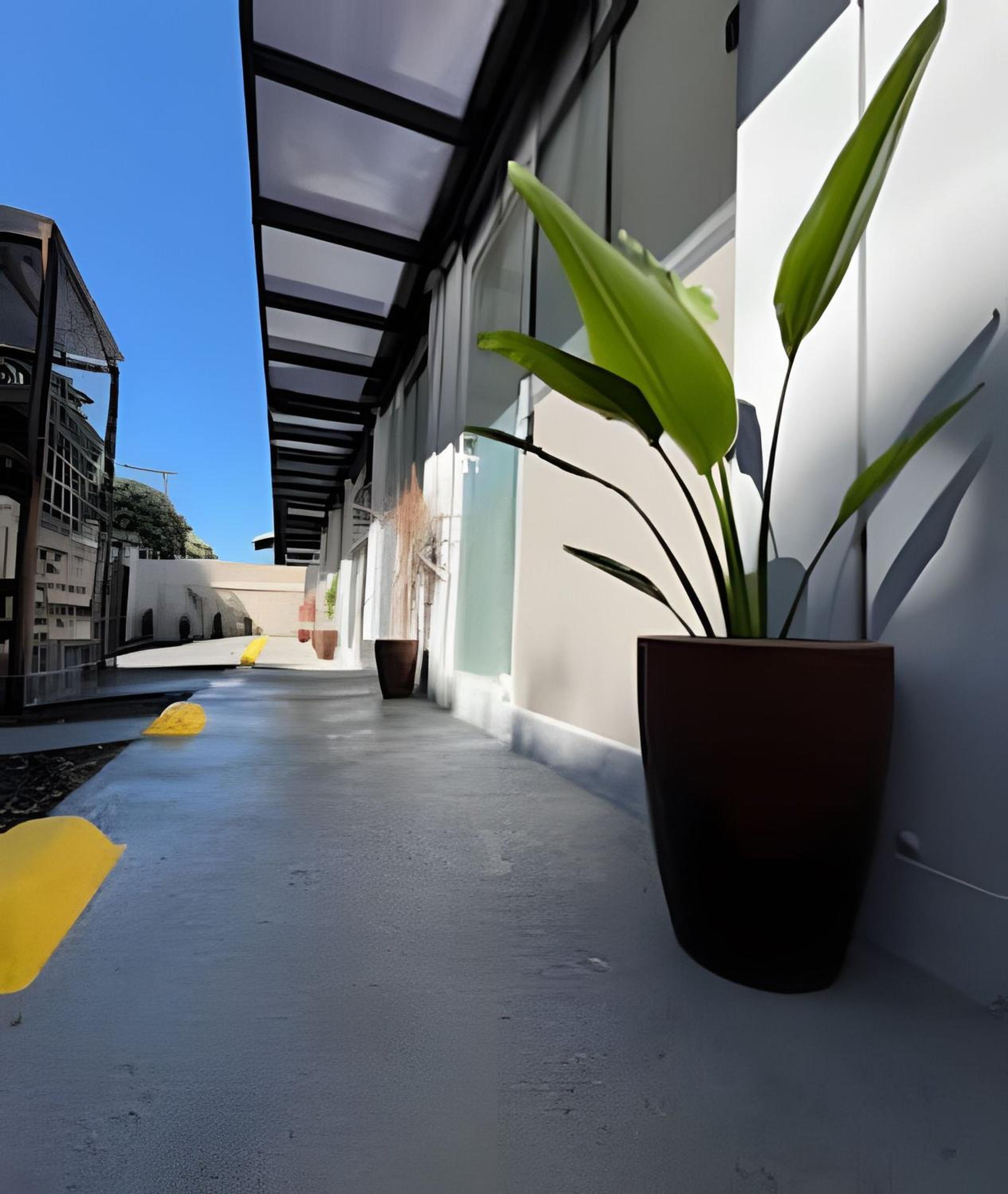 Studio Apartment photo 2