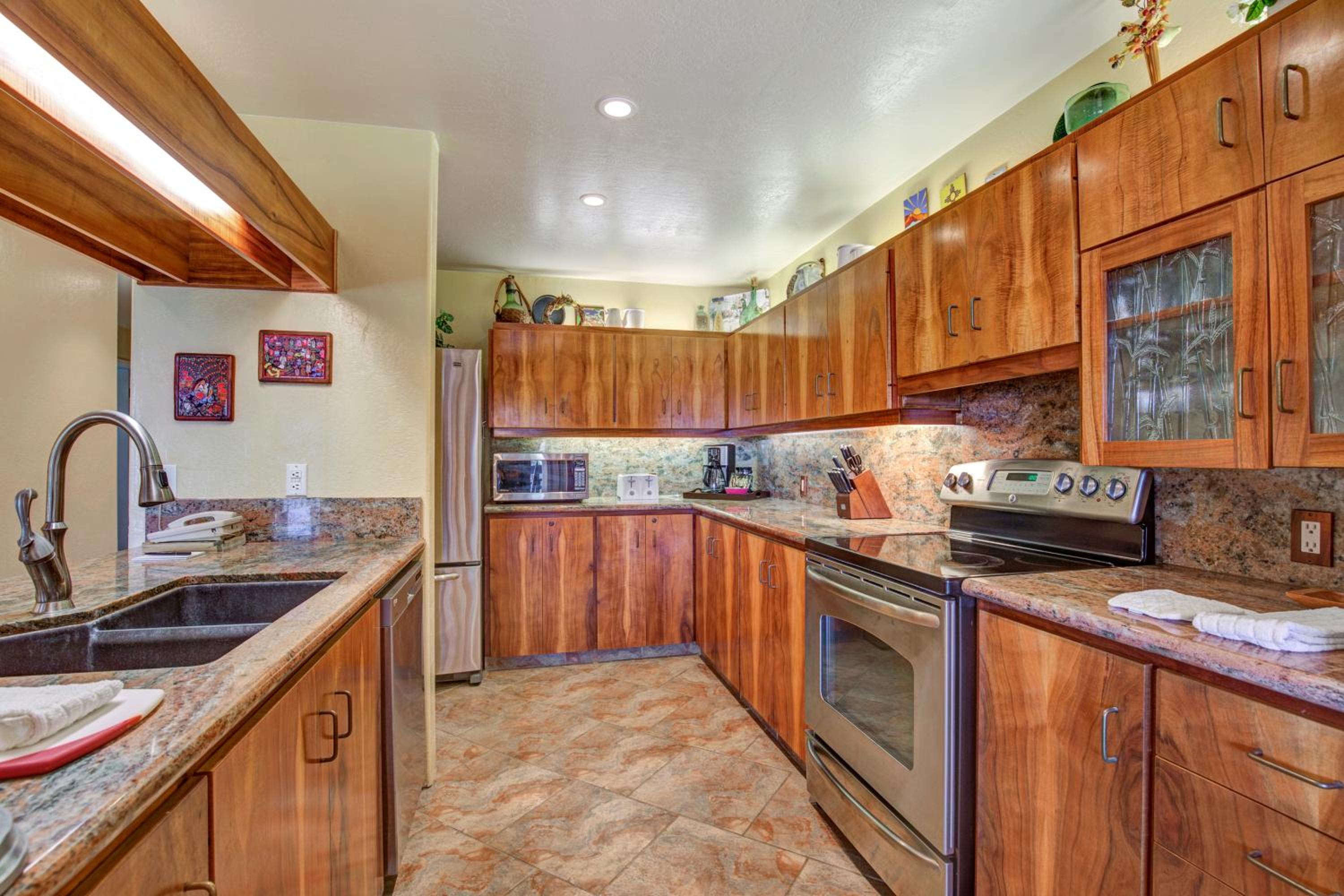Two-Bedroom Ocean View with Loft photo 2
