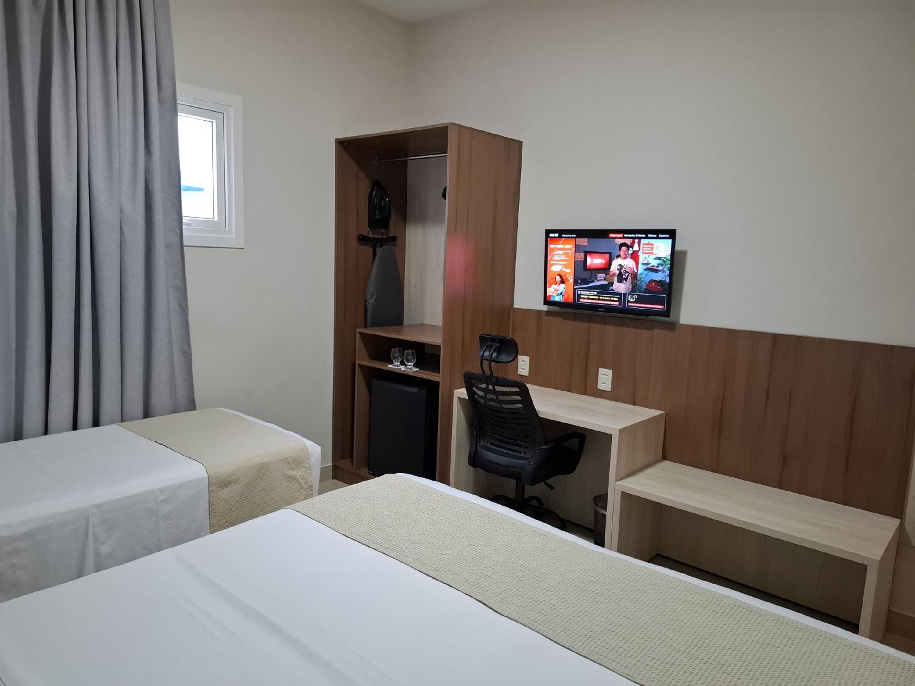 Standard Triple Room photo 3