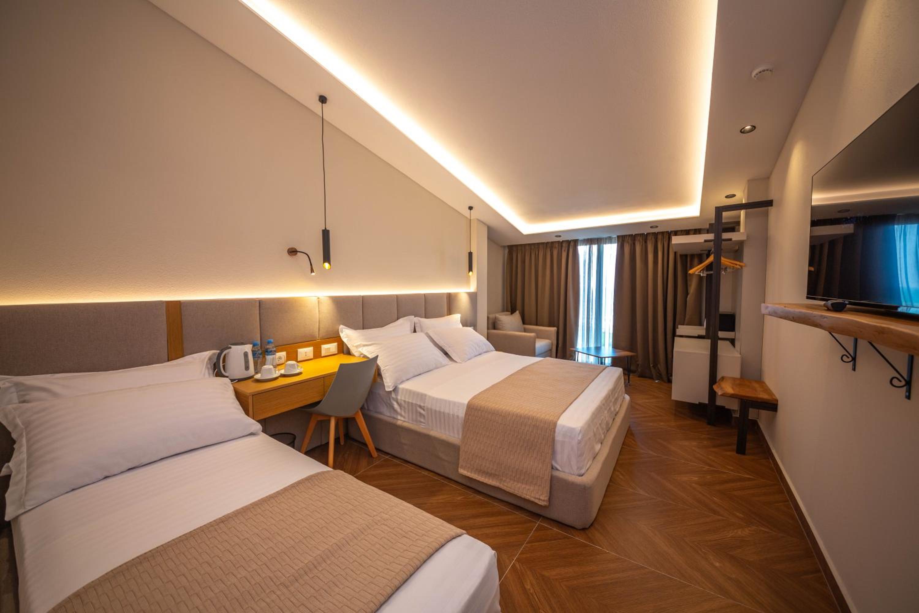 Deluxe Triple Room with Sea View