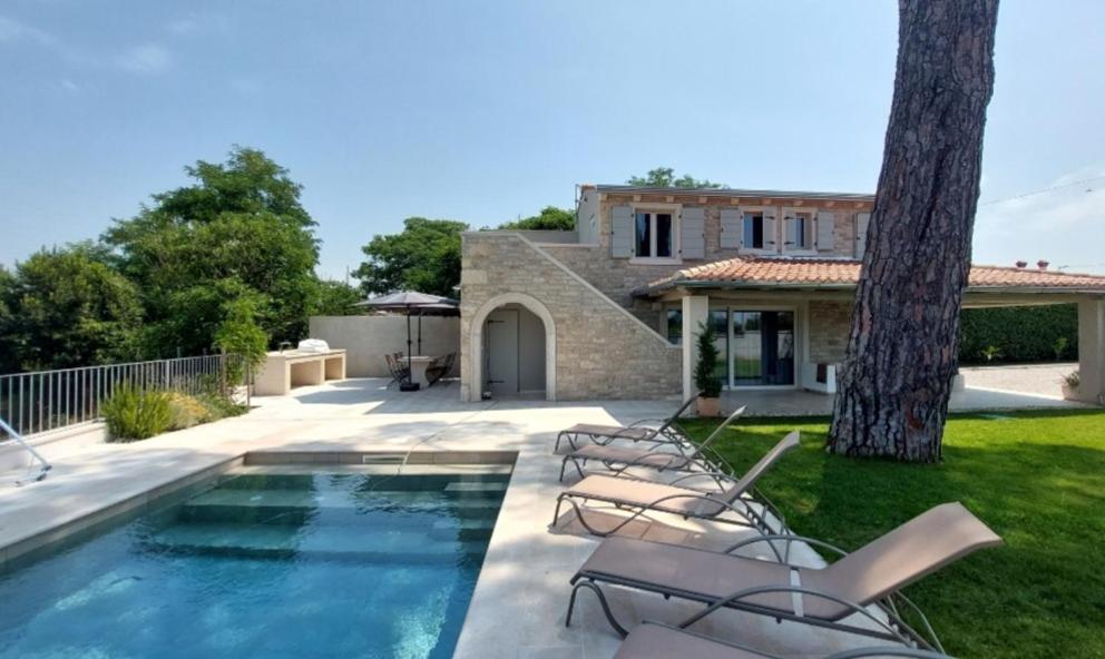 Two-Bedroom Villa photo 2