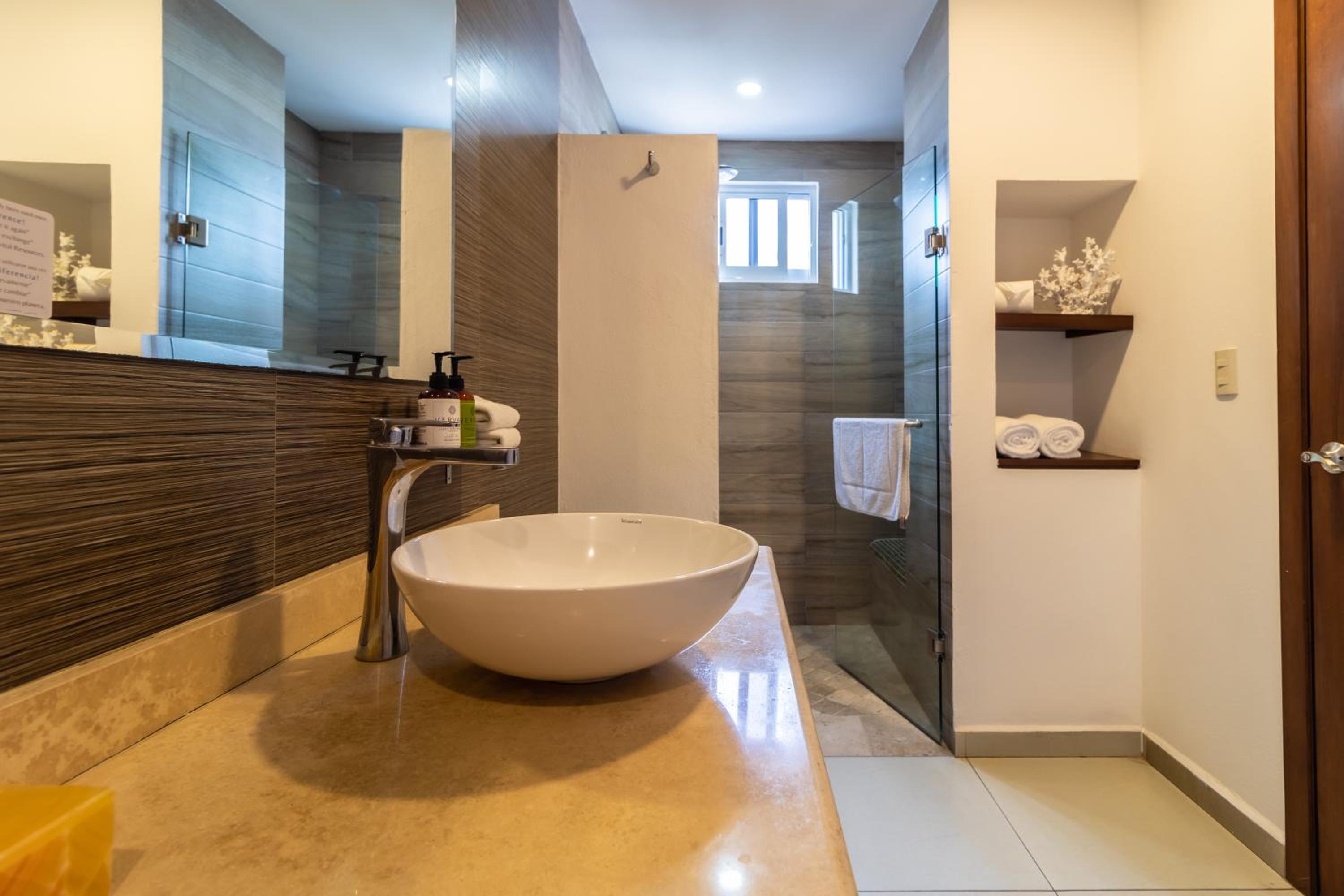 King Suite with Town & Mountain View - Photo 8