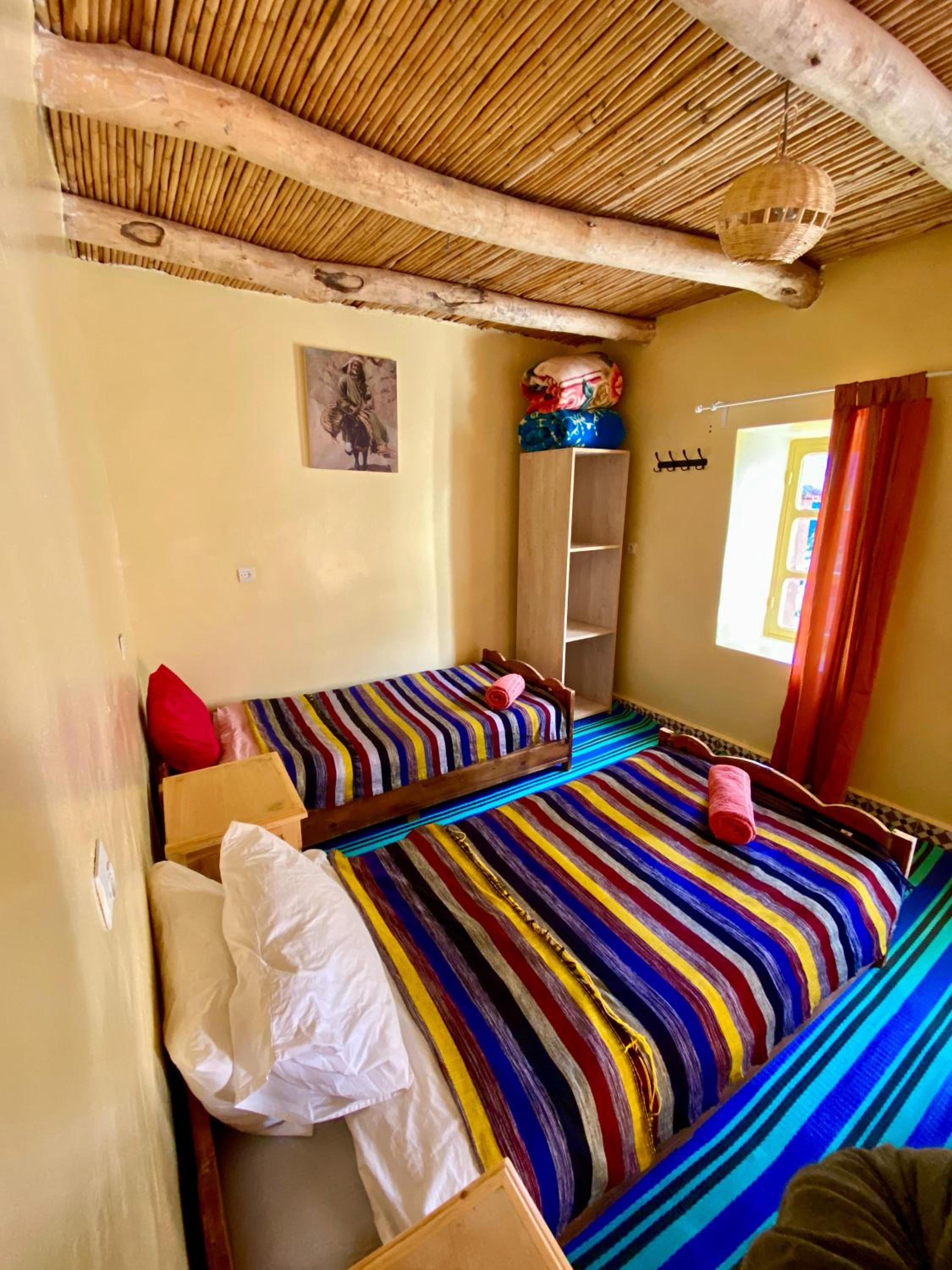 Quadruple Room with Private Bathroom photo 1