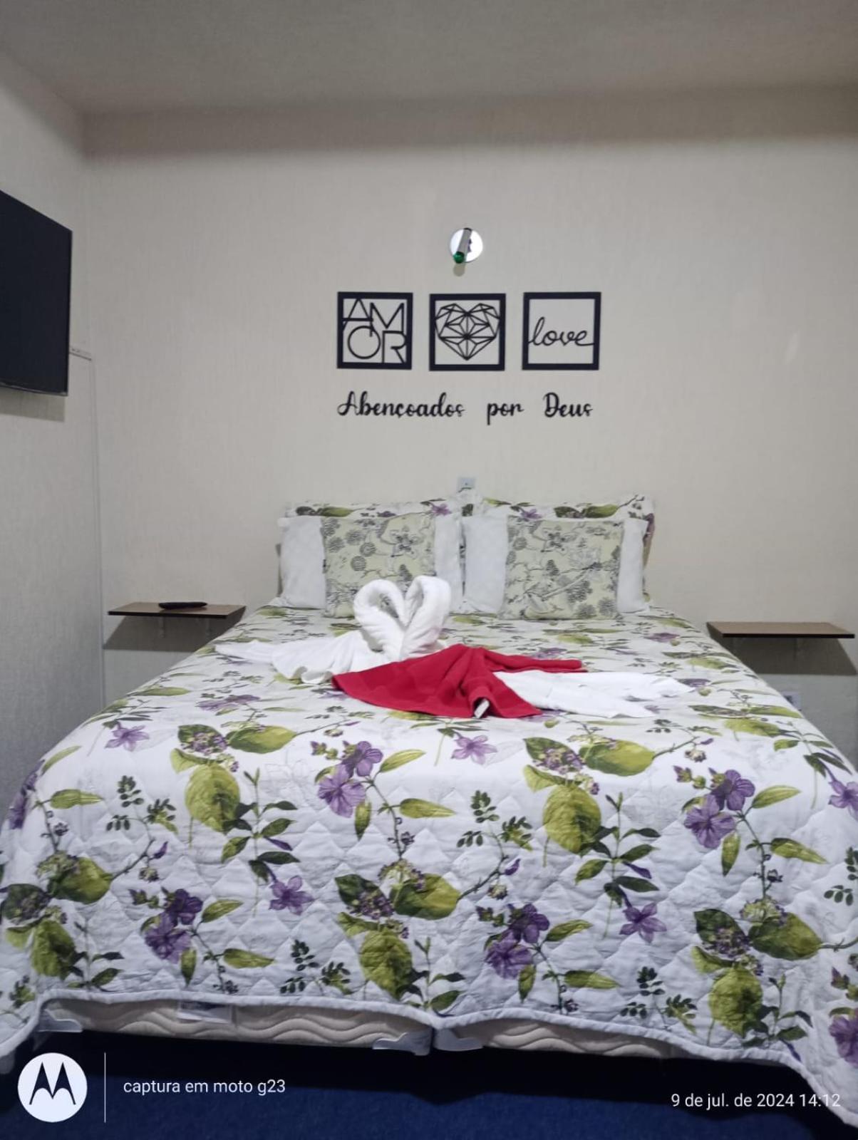One-Bedroom House photo 1