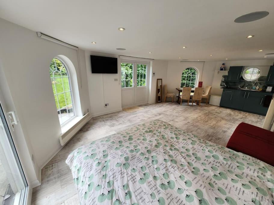 Villa with Garden View photo 3