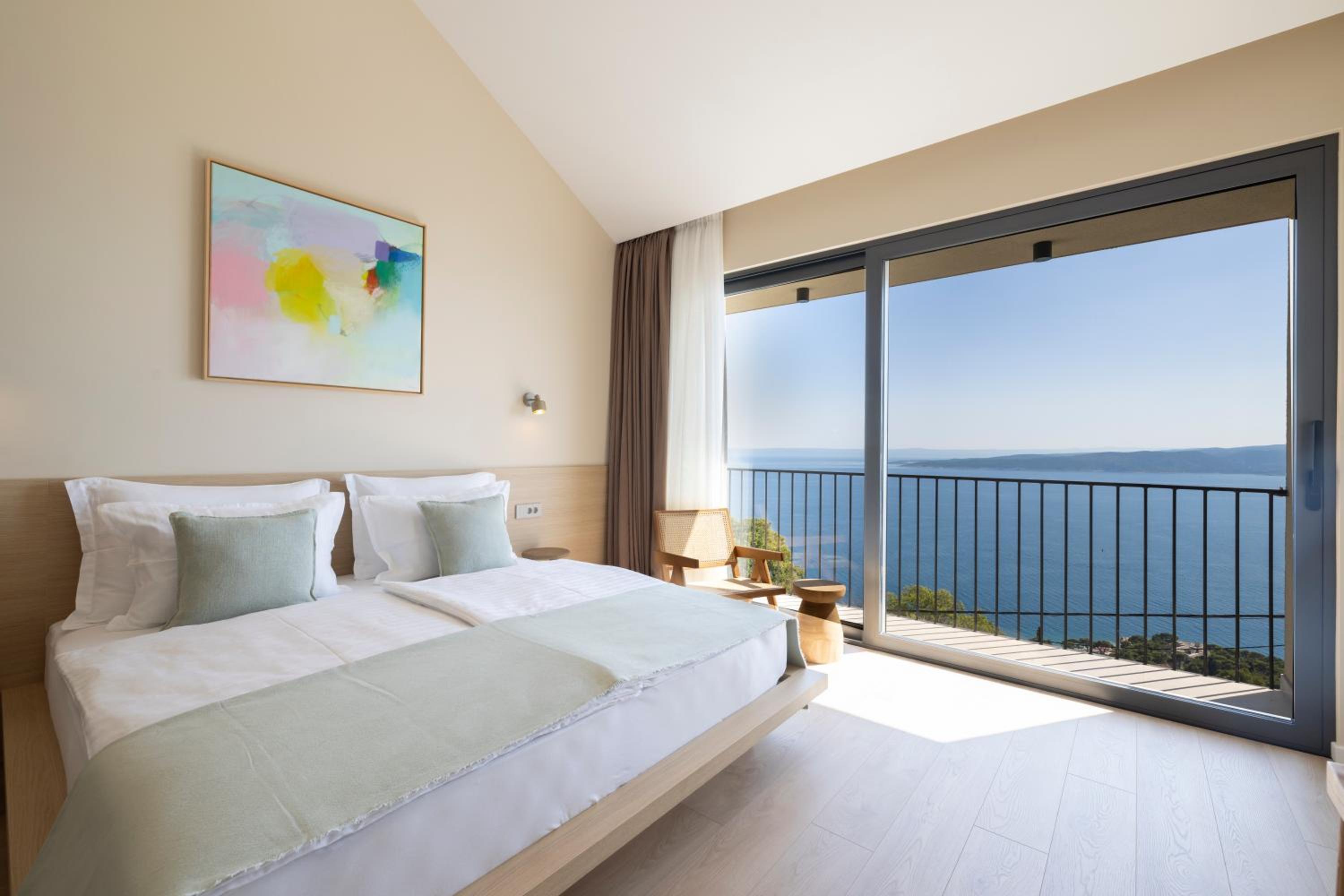 Three-Bedroom Villa photo 1