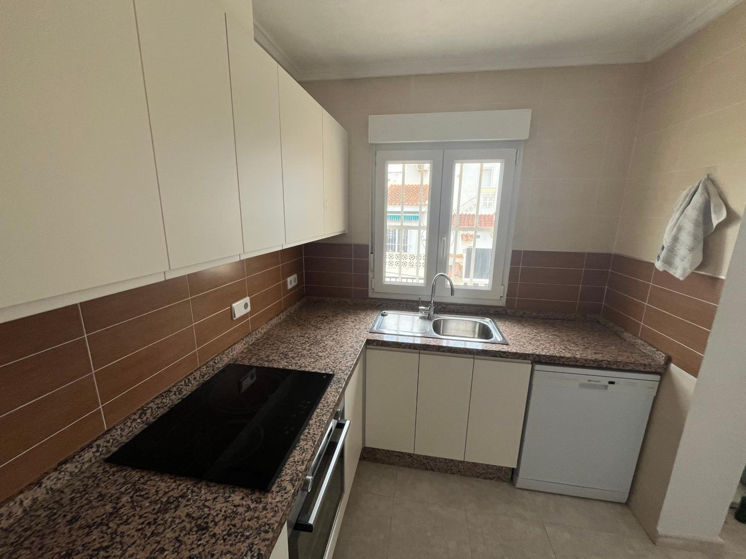 Three-Bedroom House photo 2
