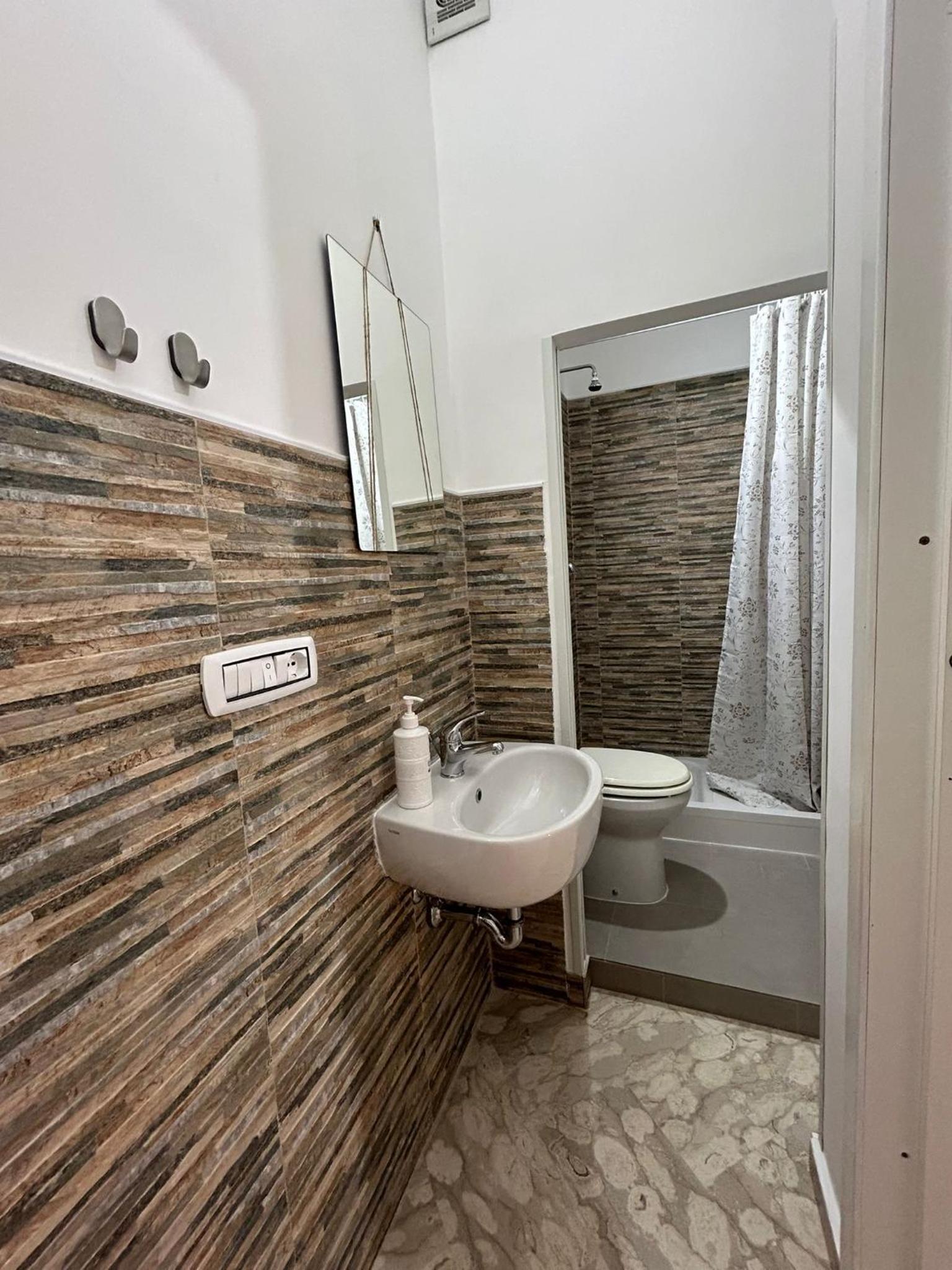 Two-Bedroom House photo 3