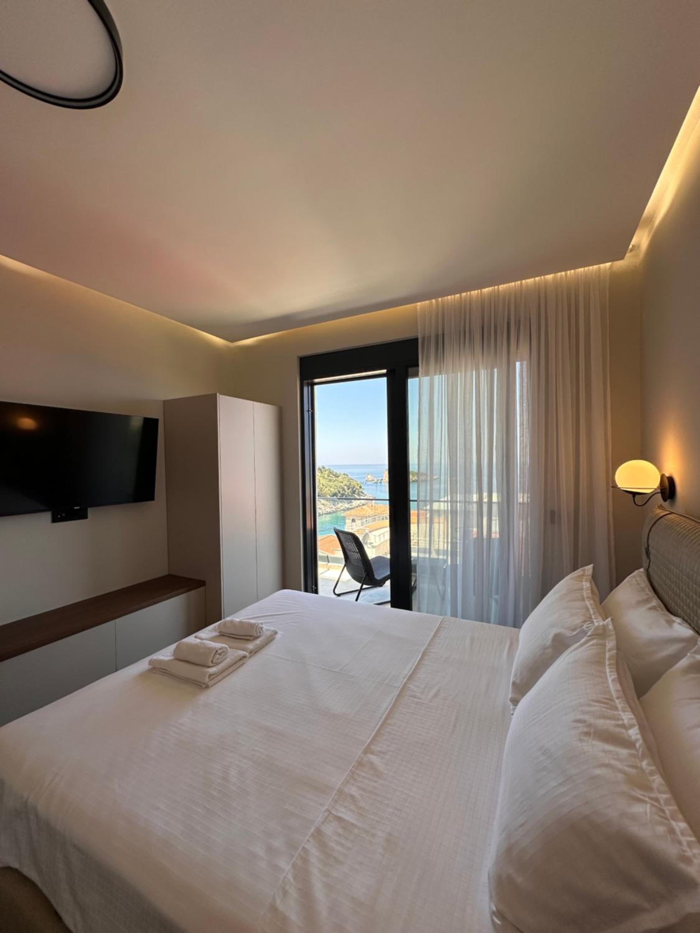 Studio with Sea View