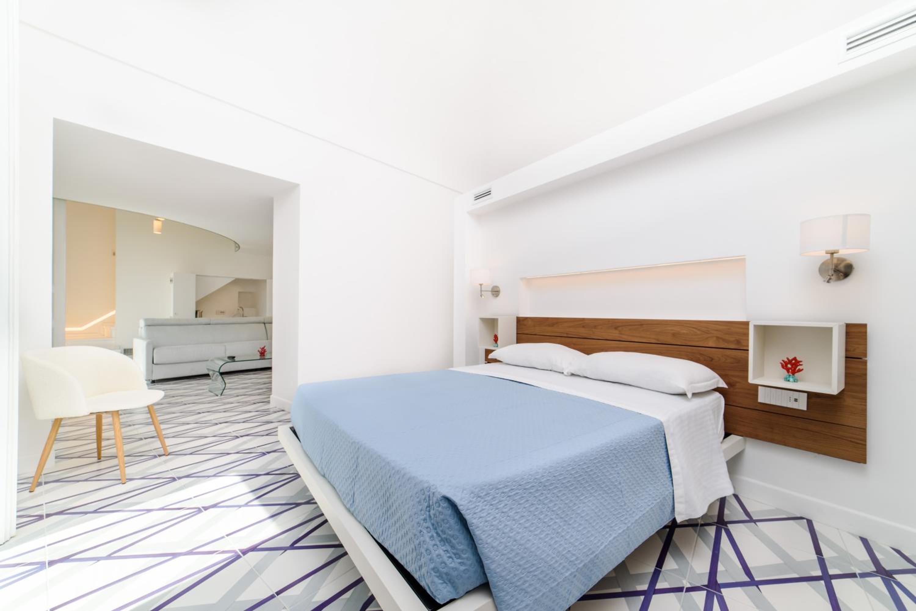 Queen Room with Sea View