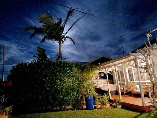 Three-Bedroom House photo 2