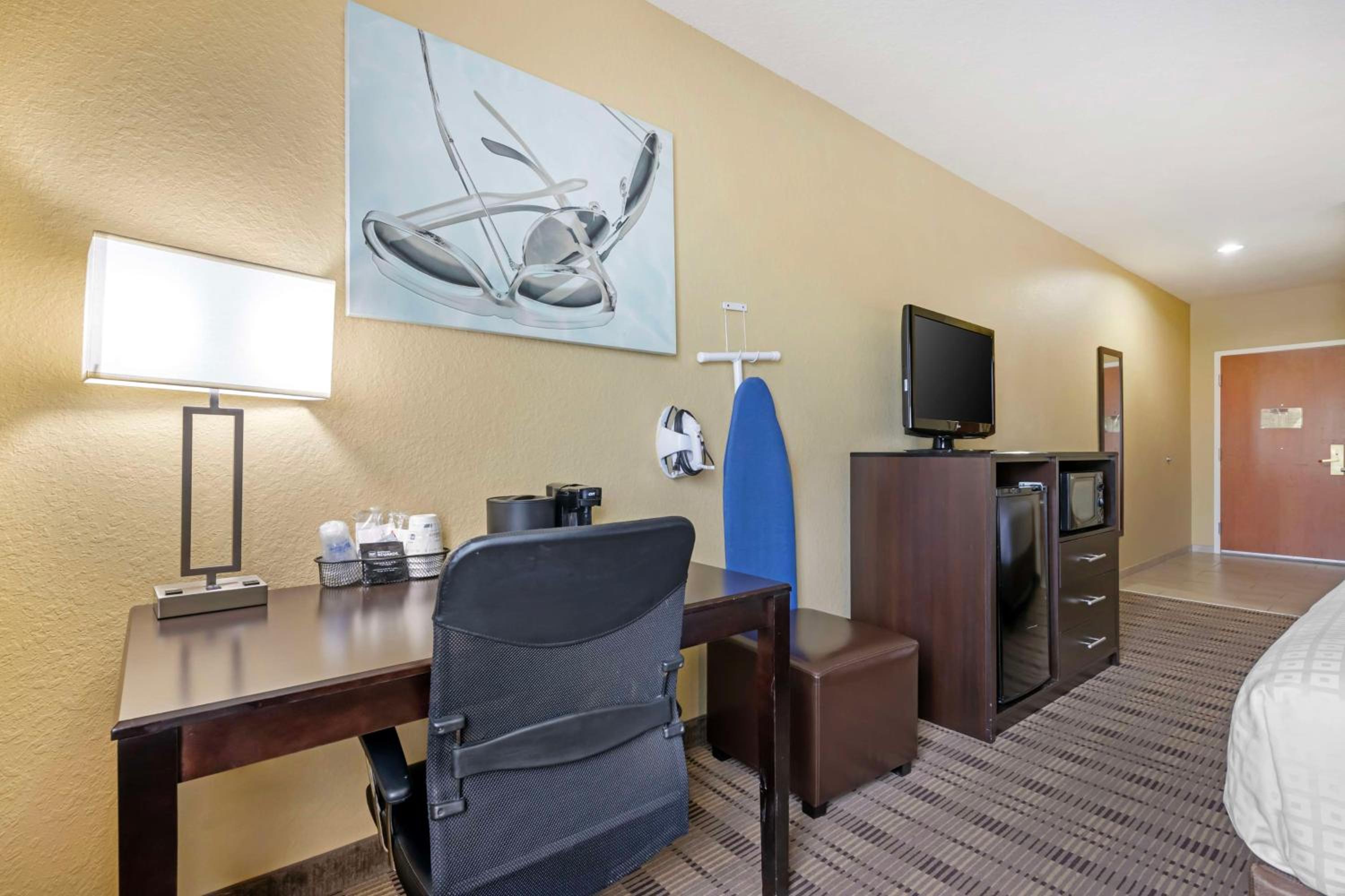 Queen Room with Two Queen Beds - Disability Access