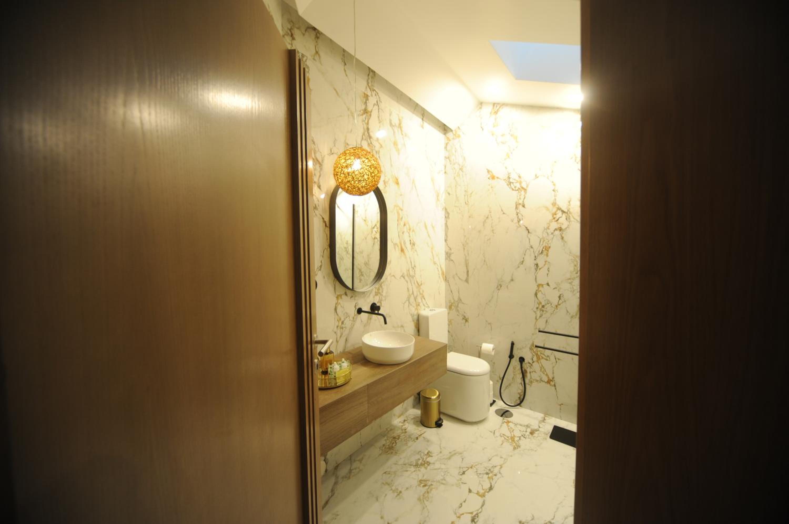 Suite with River View - Photo 7