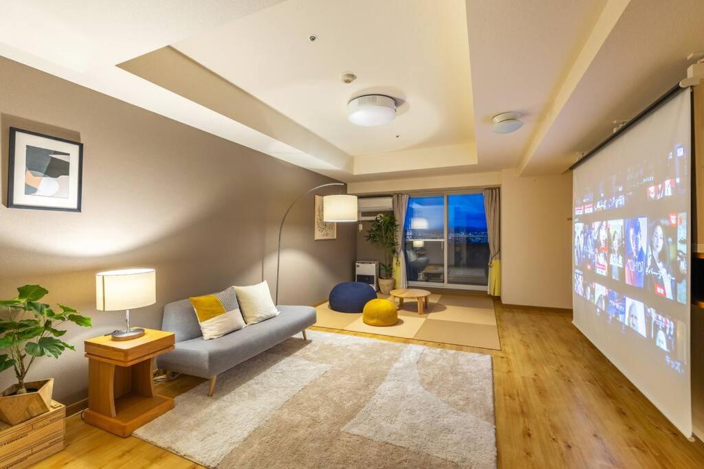 Two-Bedroom Apartment with Balcony photo 1
