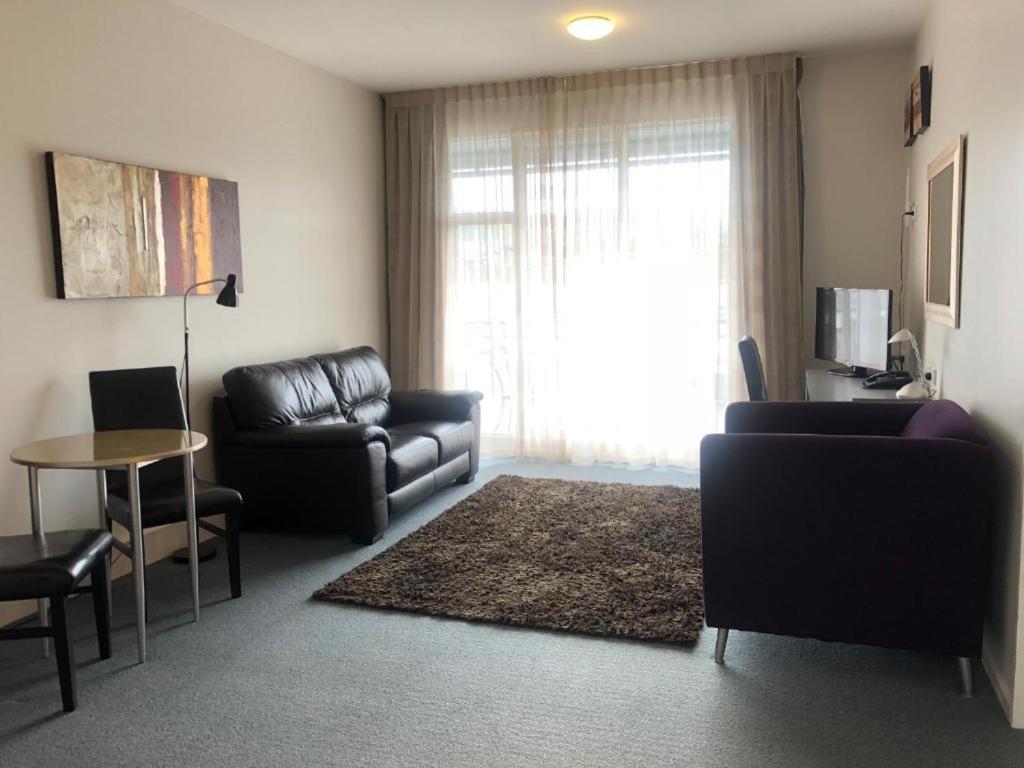 Premier One-Bedroom Apartment