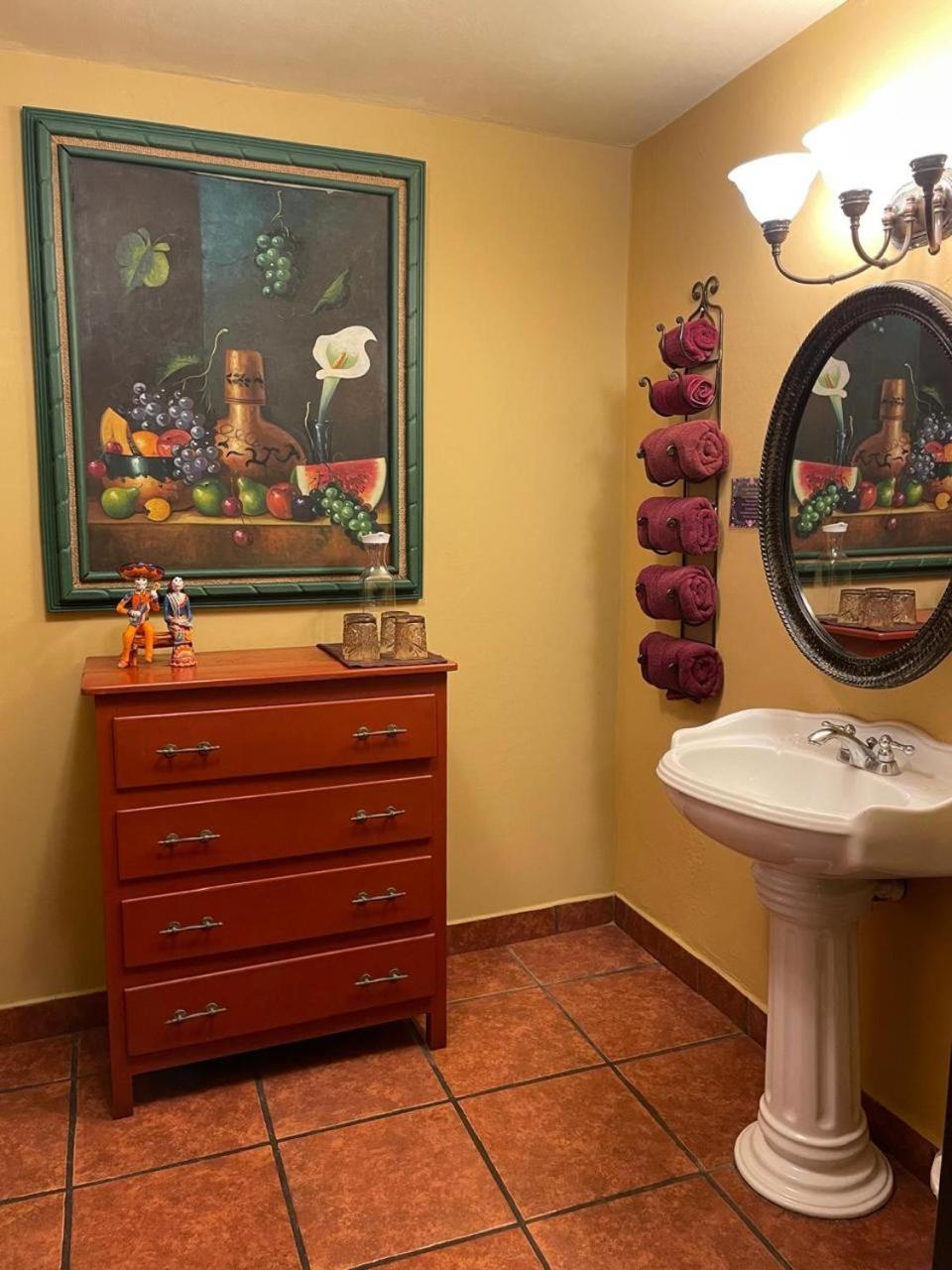 Deluxe Double or Twin Room photo 3