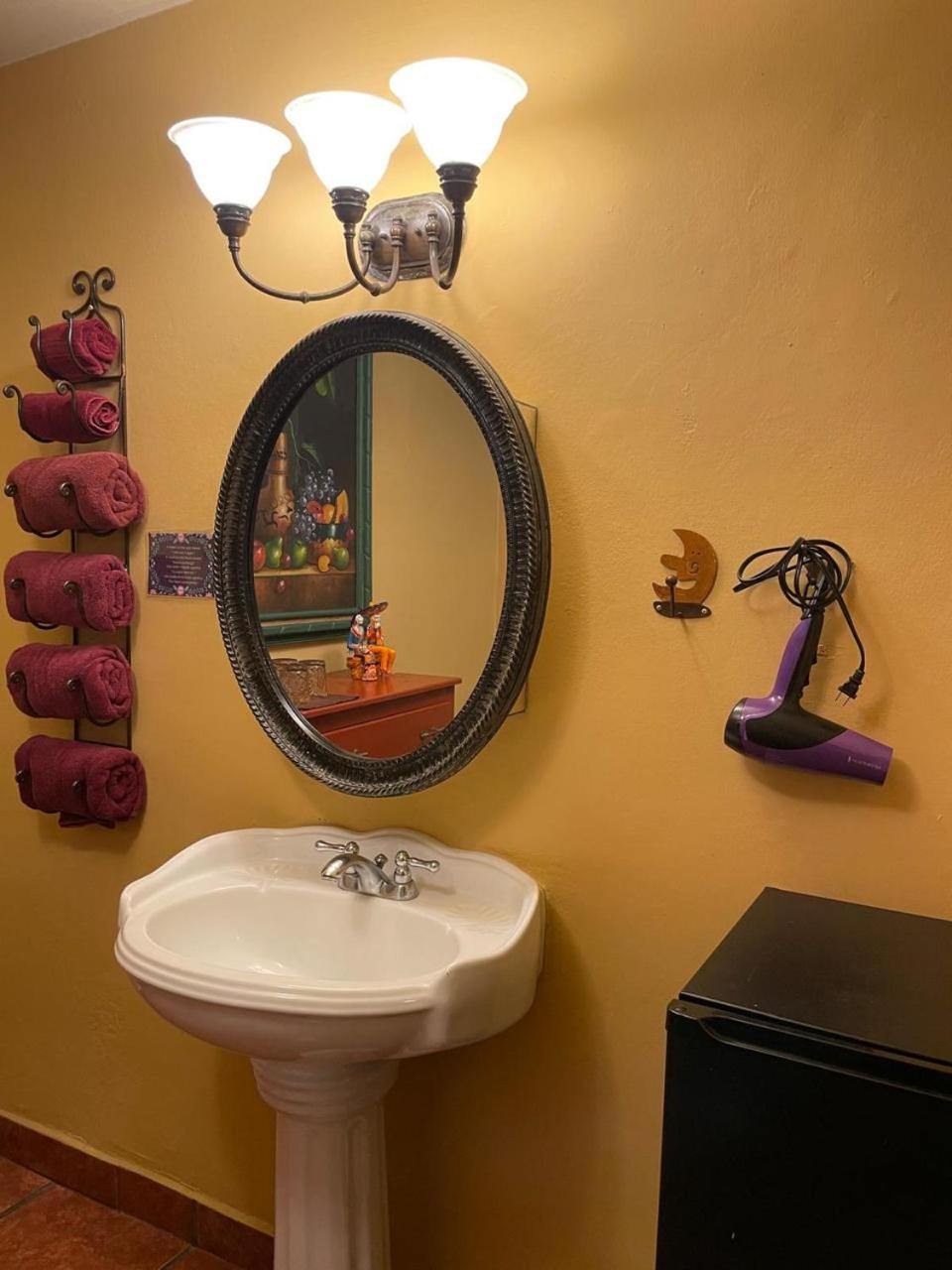 Deluxe Double or Twin Room photo 2