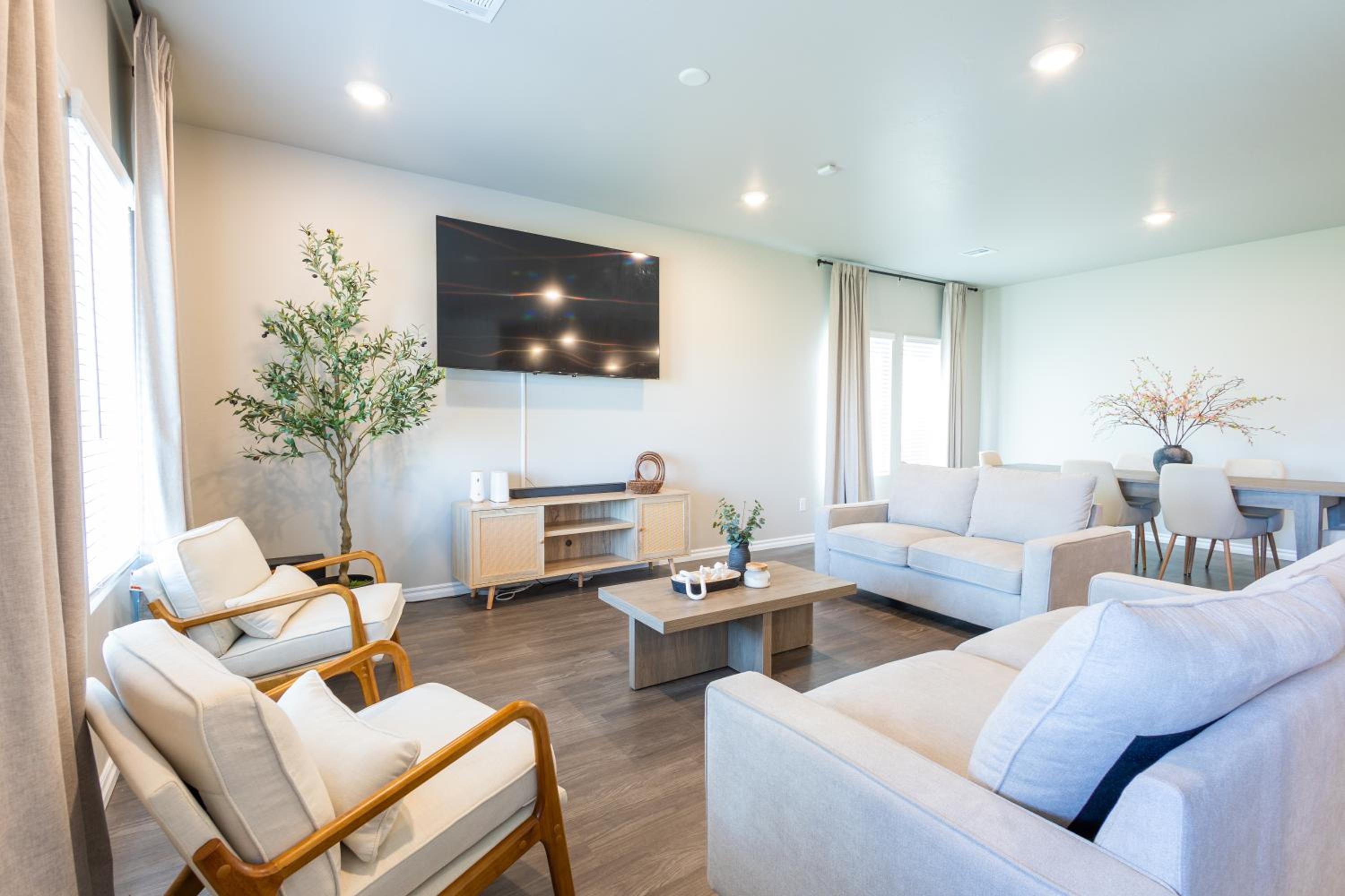Four-Bedroom Vacation Home photo 3