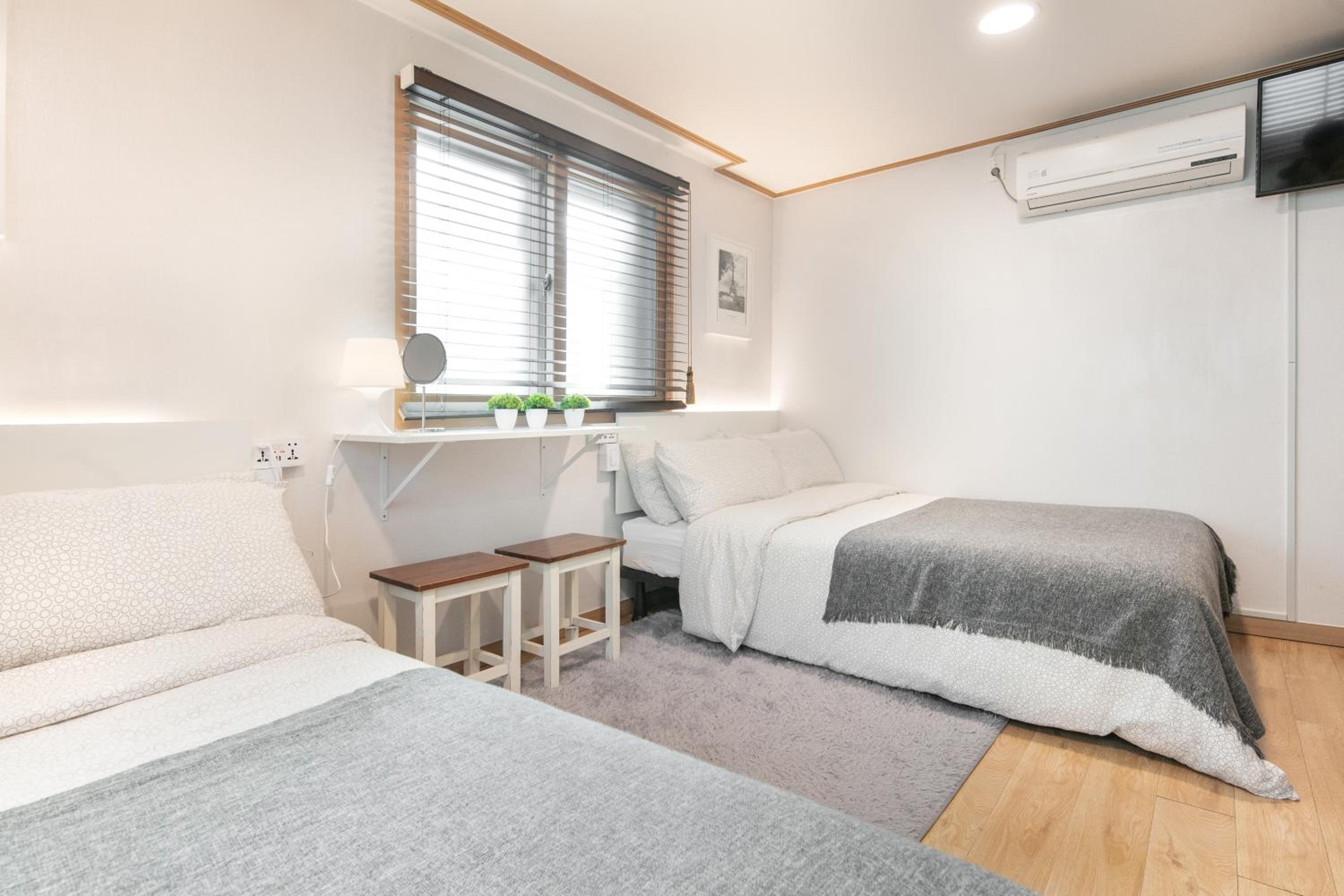 Deluxe Double Studio - Photo 19