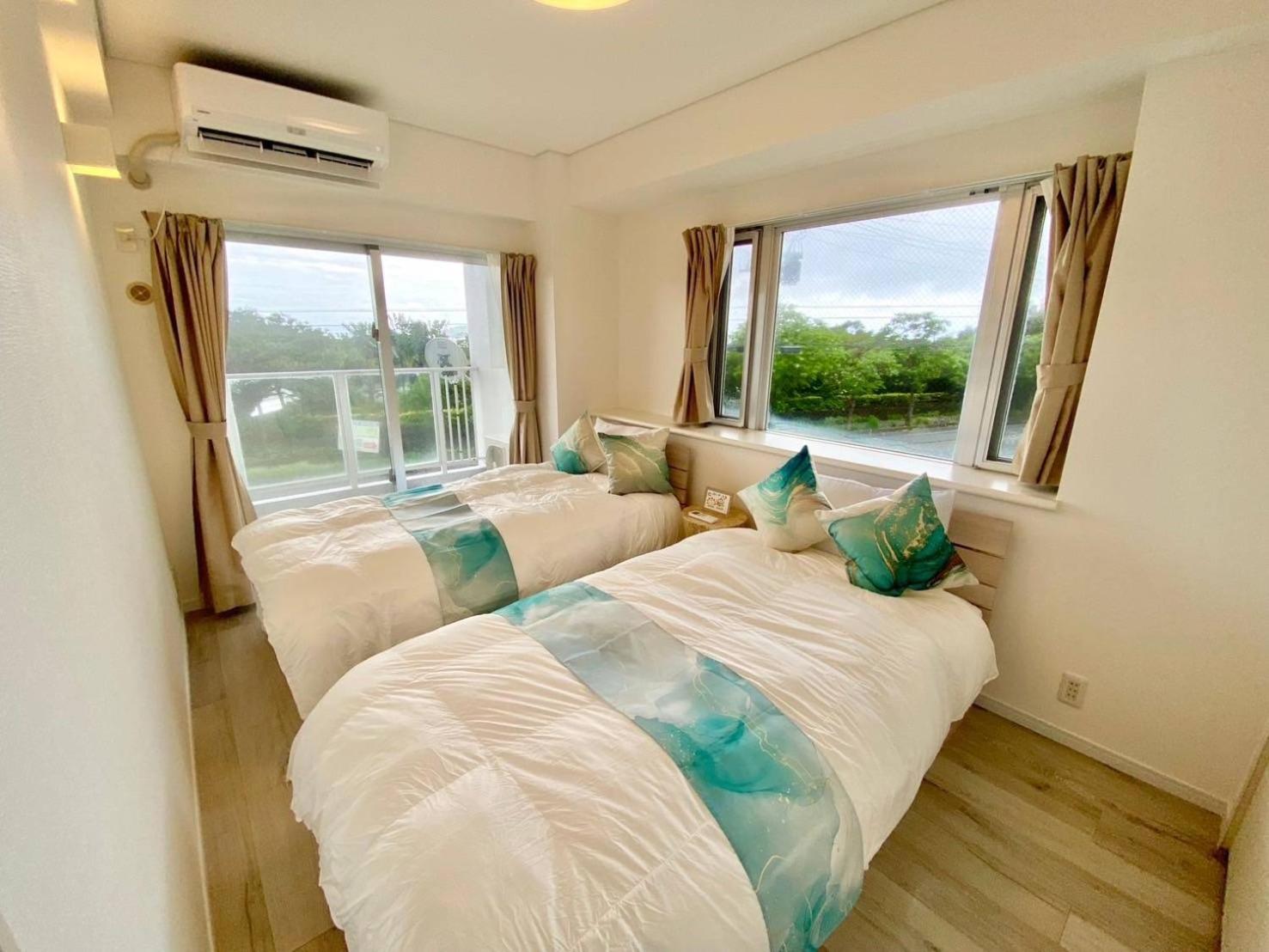 Standard Family Room - Photo 3