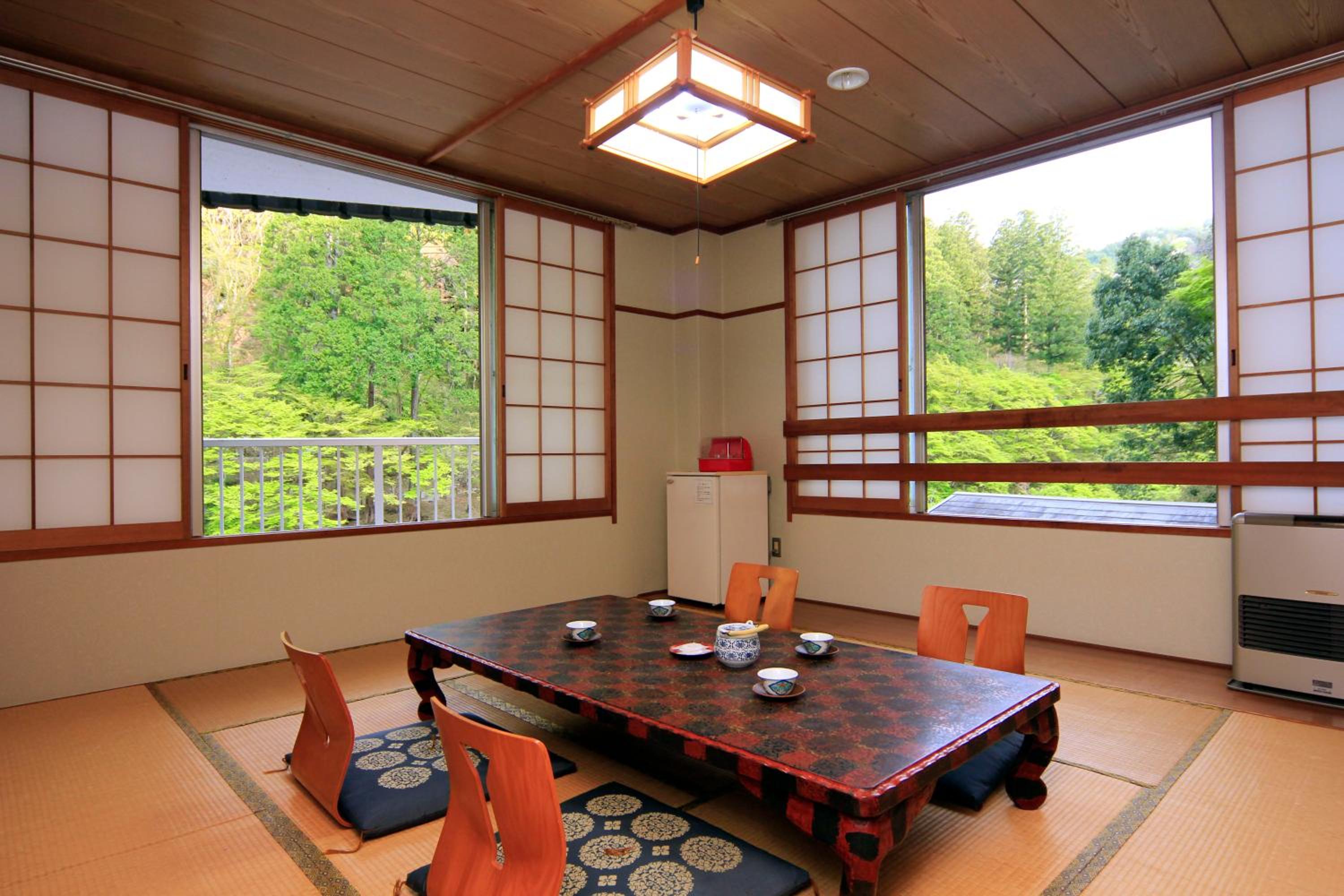 Japanese-Style Room