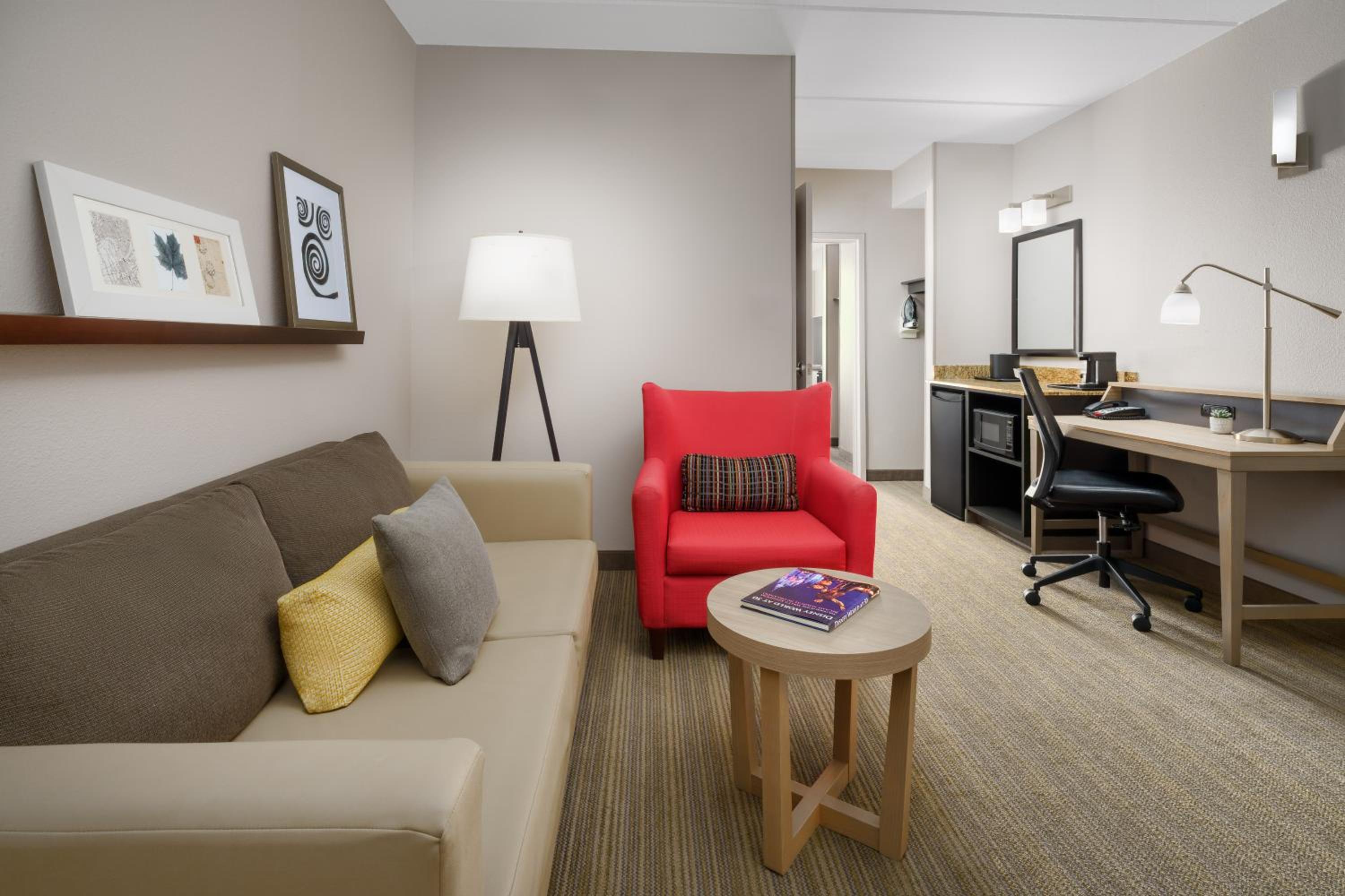 One-Bedroom King Suite