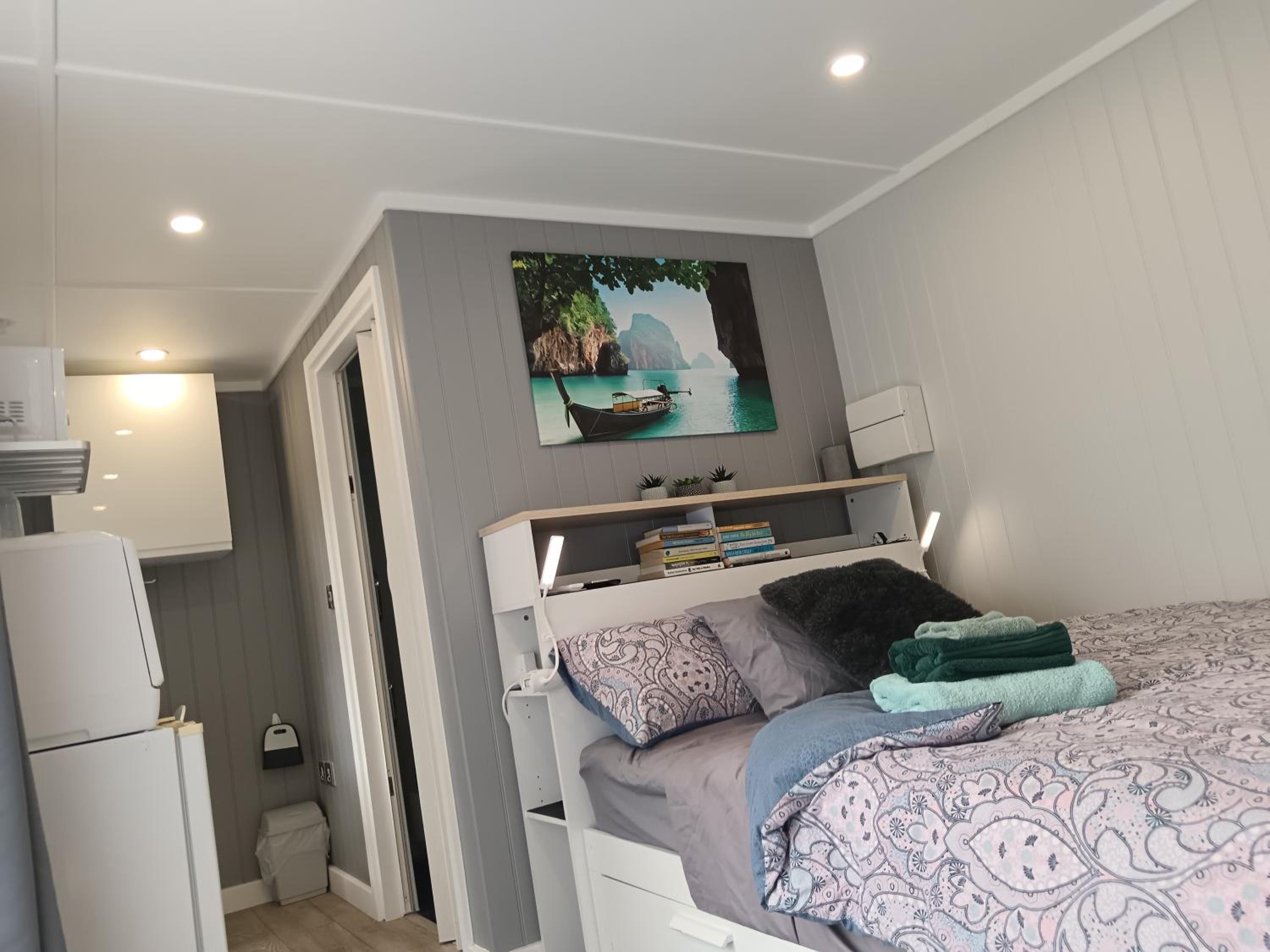 Double Room With Private Bathroom