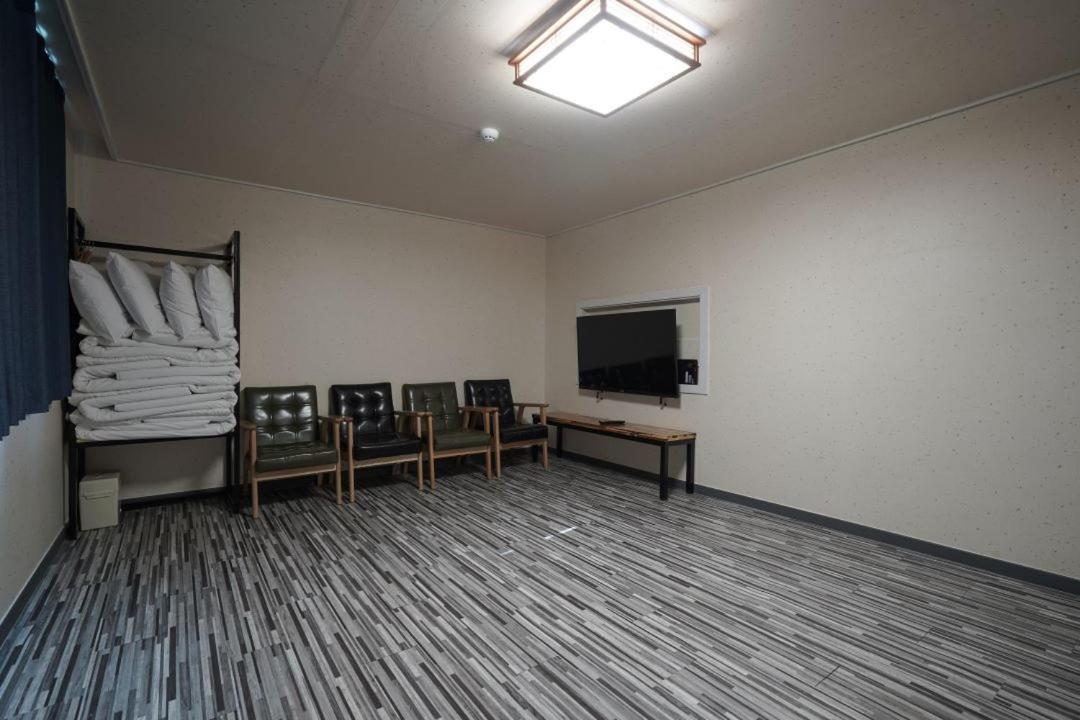 Korean-Style Double Room photo 3