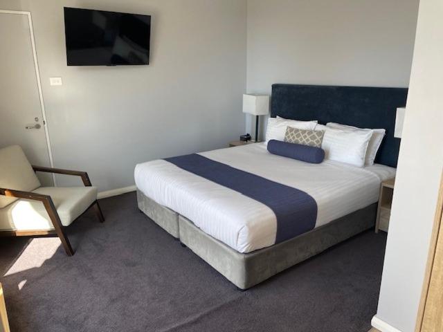 Double Room with Balcony and Sea View