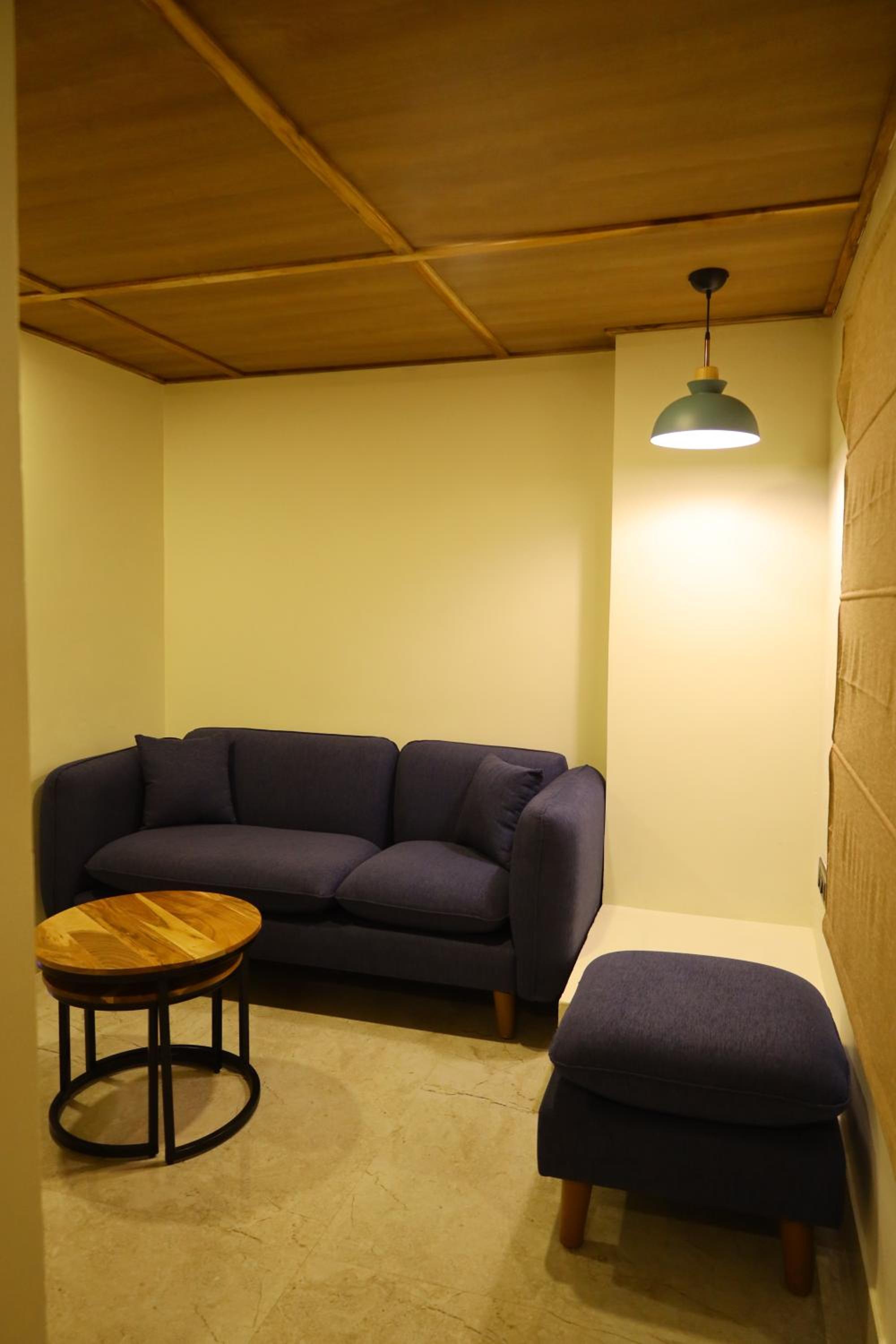 Suite - Photo 12