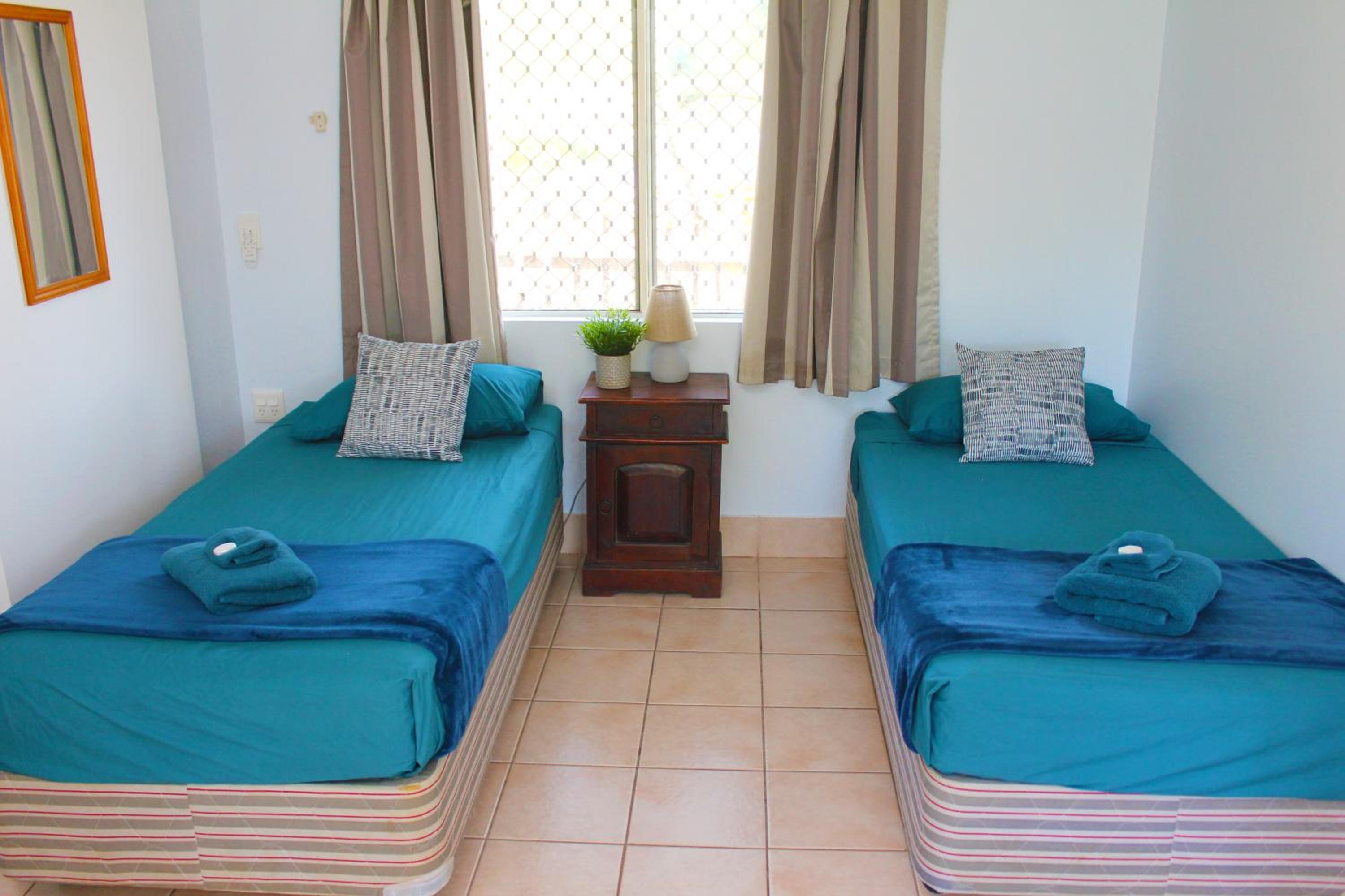 Twin Room - Disability Access - Photo 1