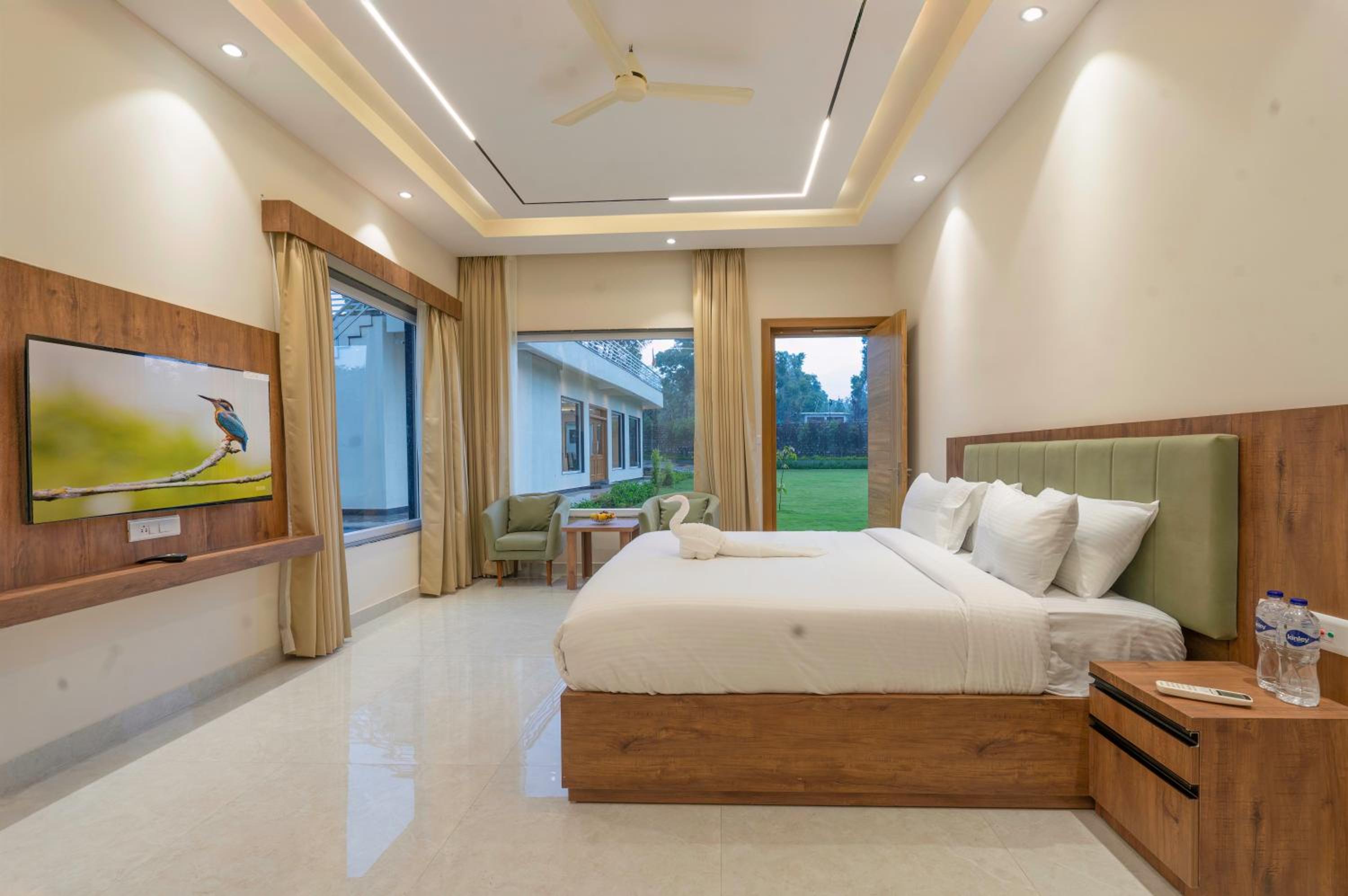 King Room with Garden View photo 3