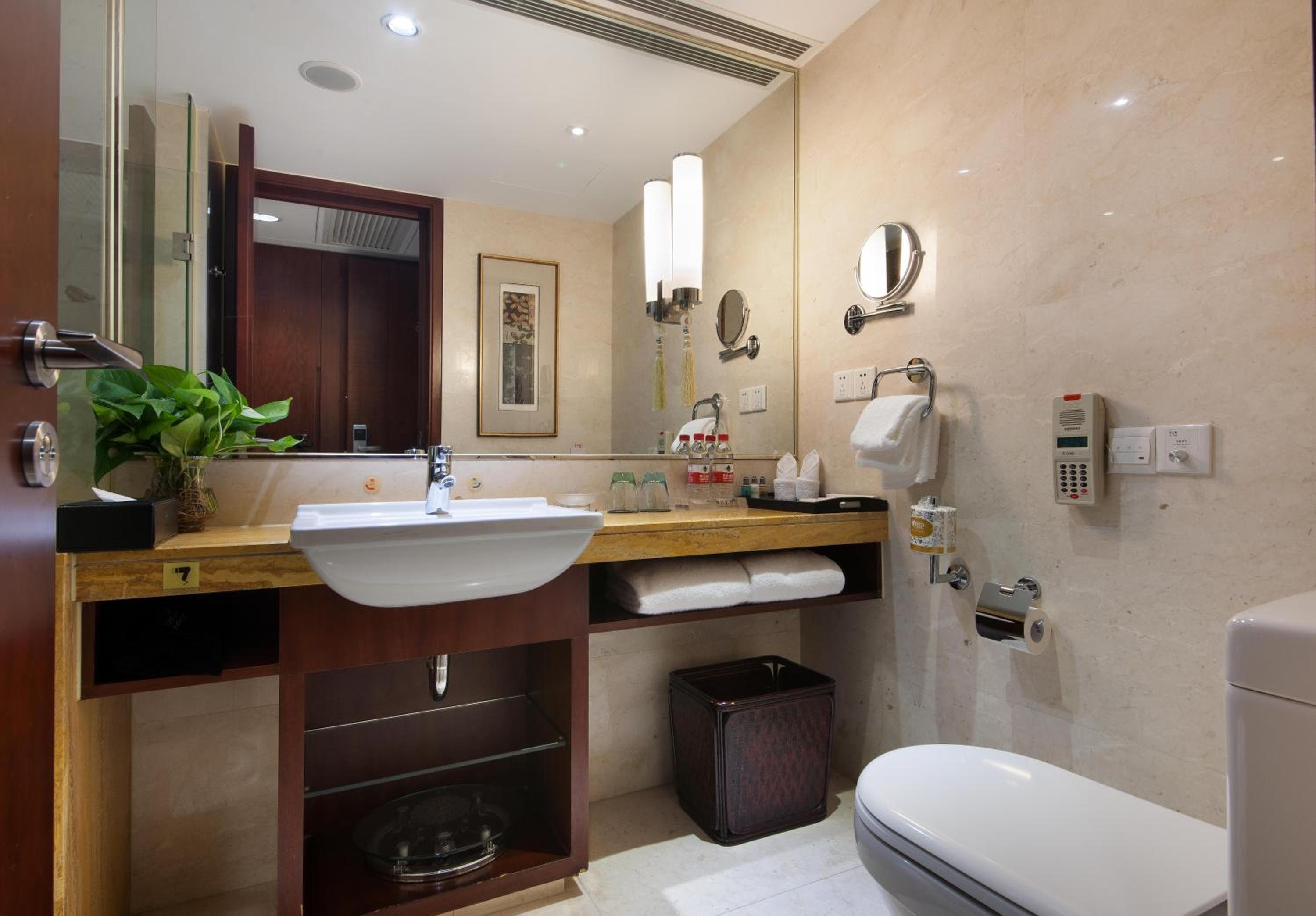 Superior Twin Room photo 1