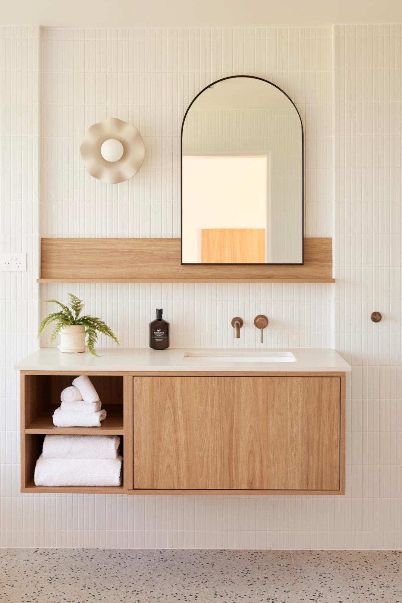 Executive Suite - Photo 5