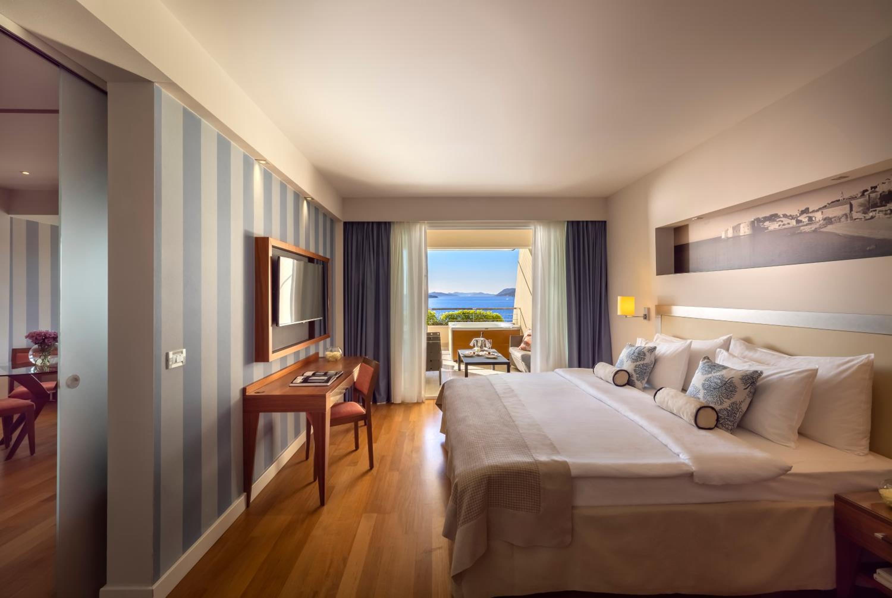 V Level Suite für 2+2 mit Whirlpool