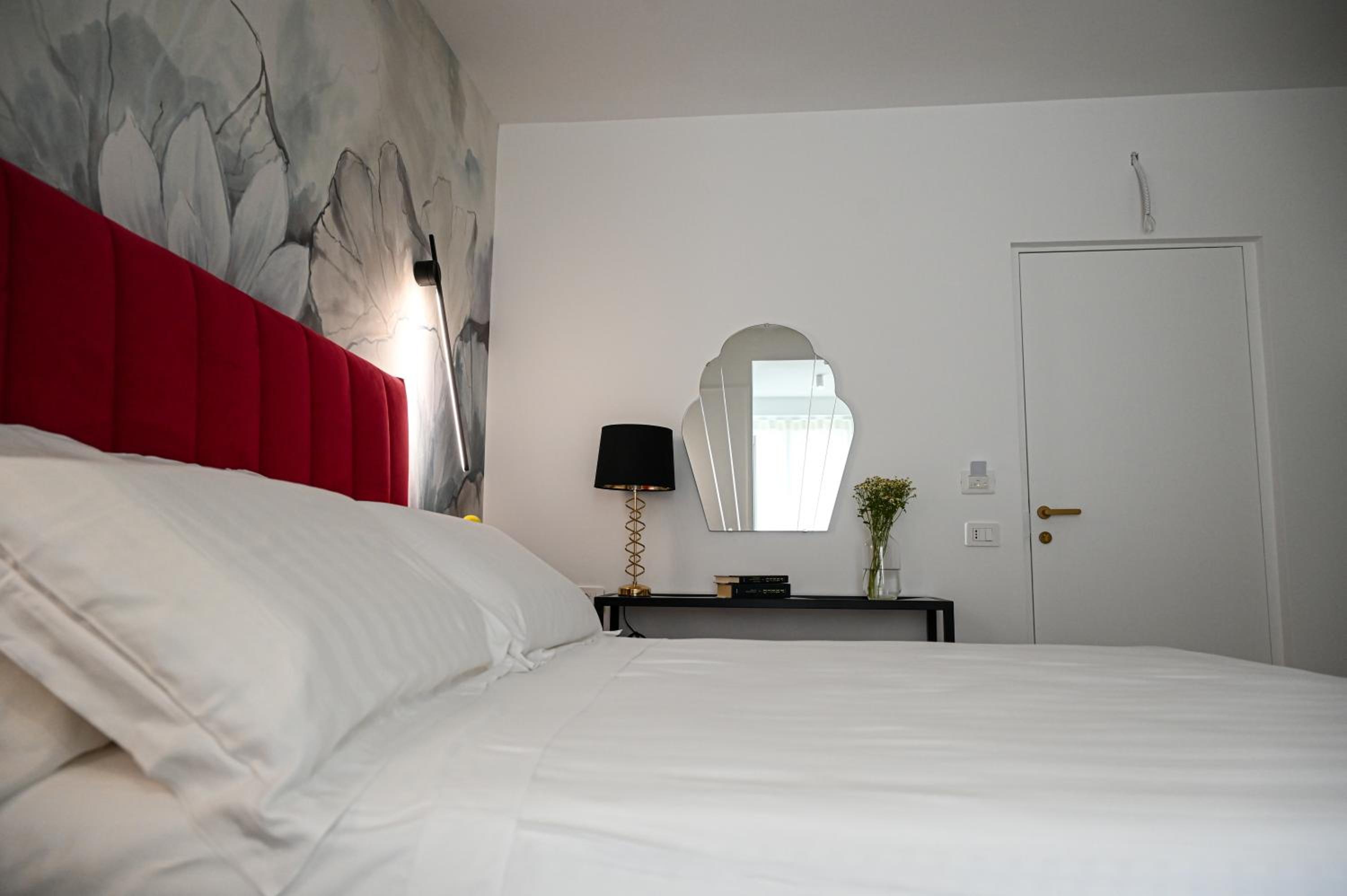 Standard Double Room photo 3