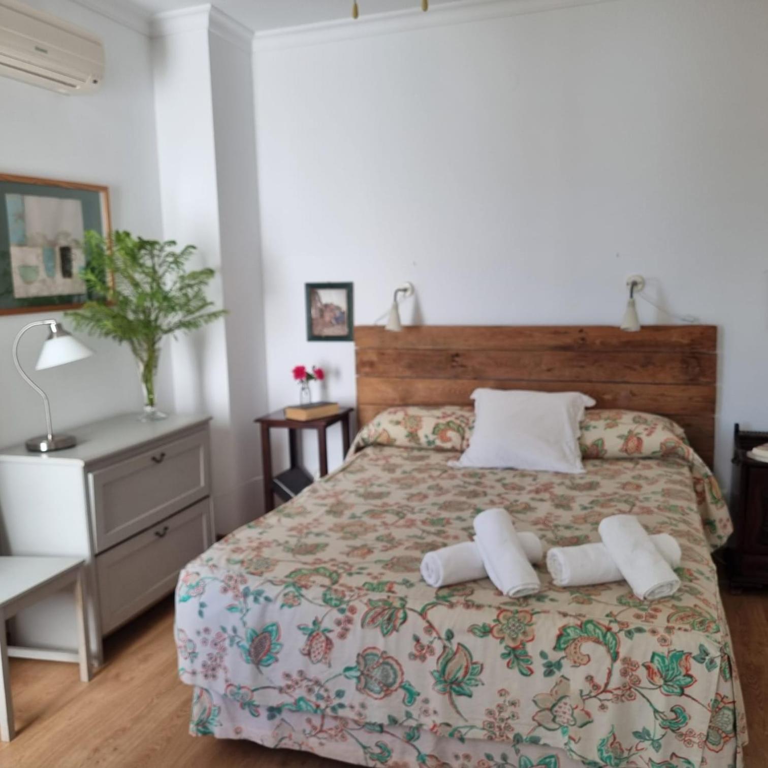 Two-Bedroom House photo 3