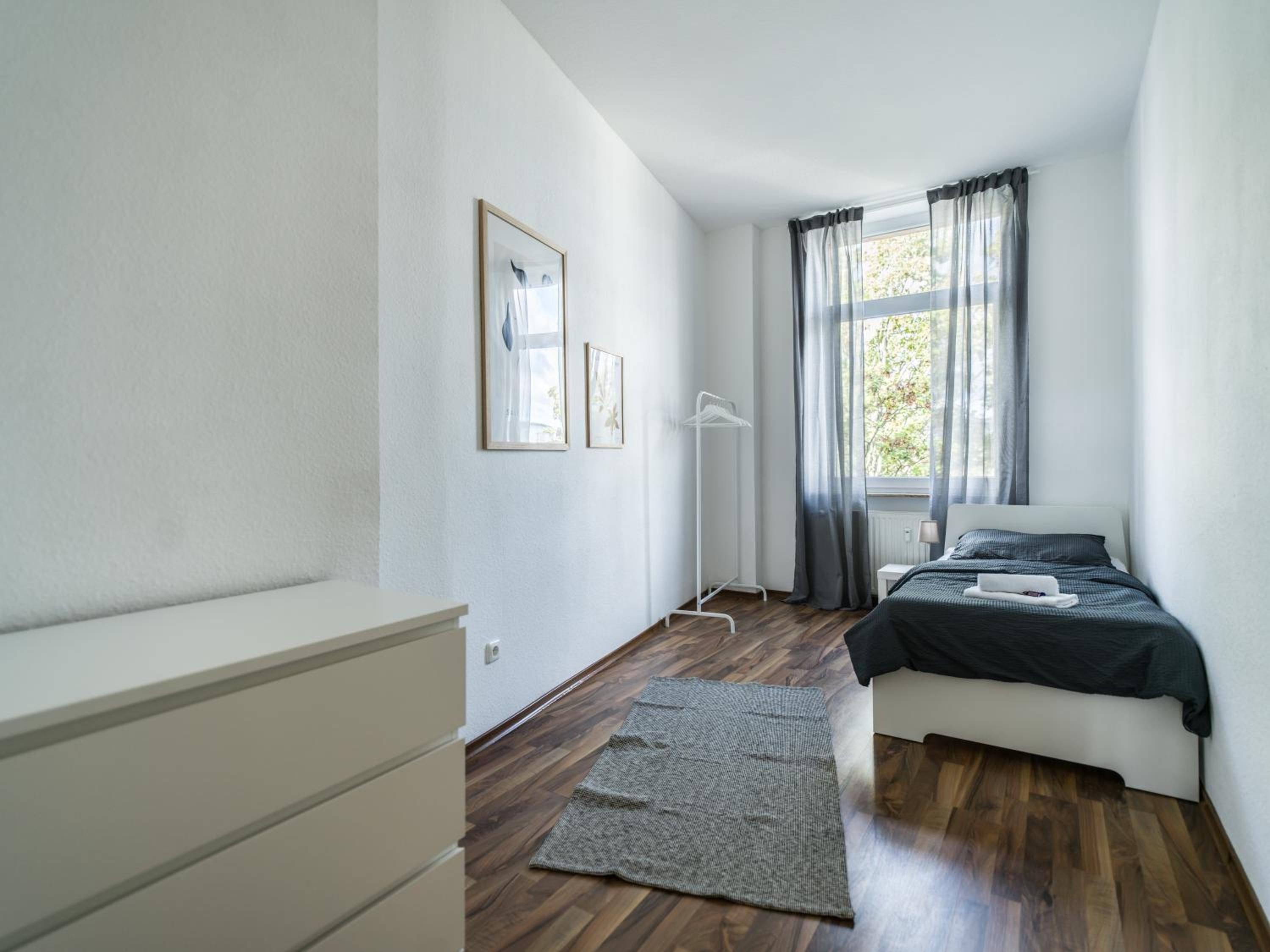 Three-Bedroom Apartment photo 2