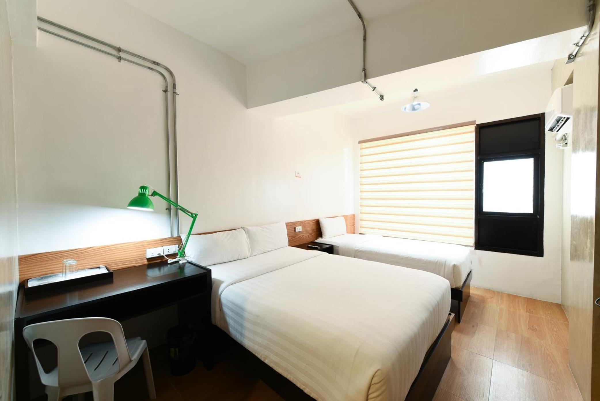 Deluxe Double Room - Photo 3