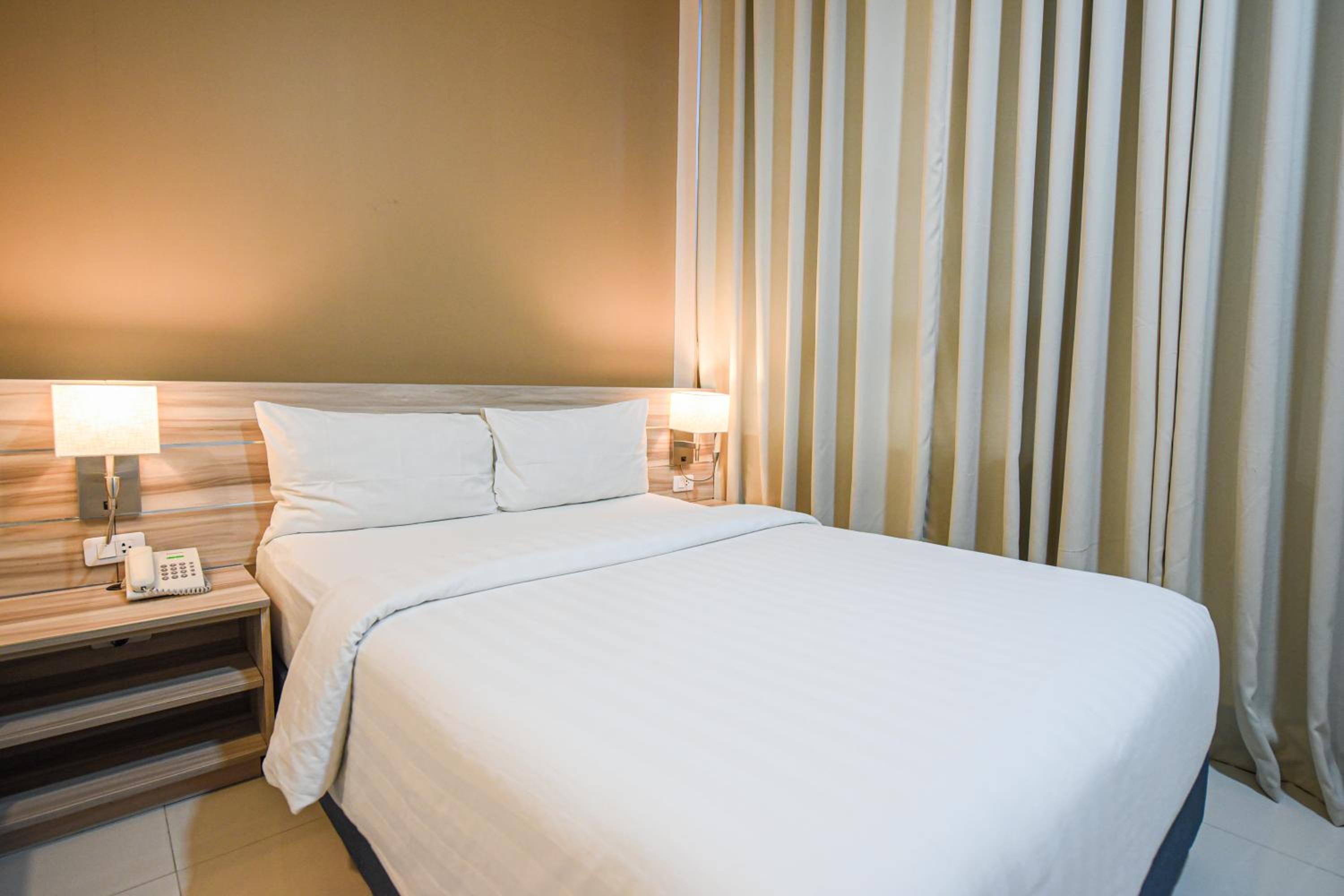 Standard Double Room - Photo 4