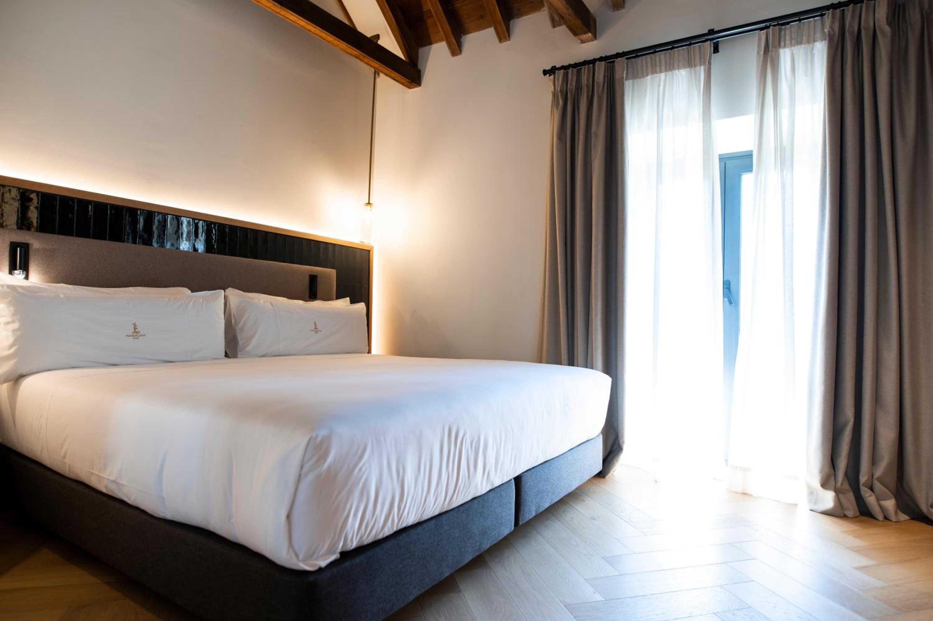 Superior Double or Twin Room - Photo 2