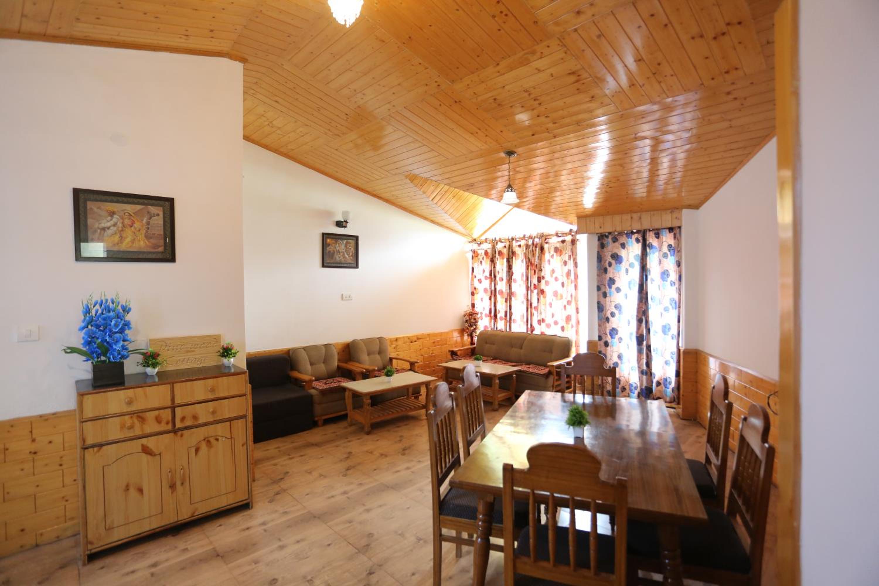 Superior Deluxe Double Or Twin Room