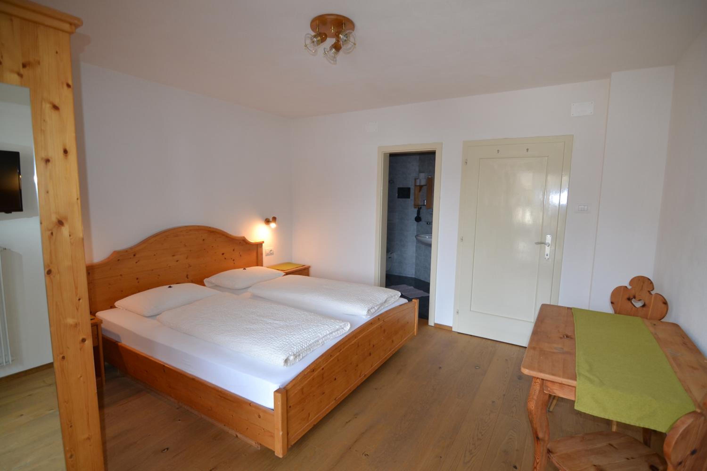 Double Room with Balcony photo 3
