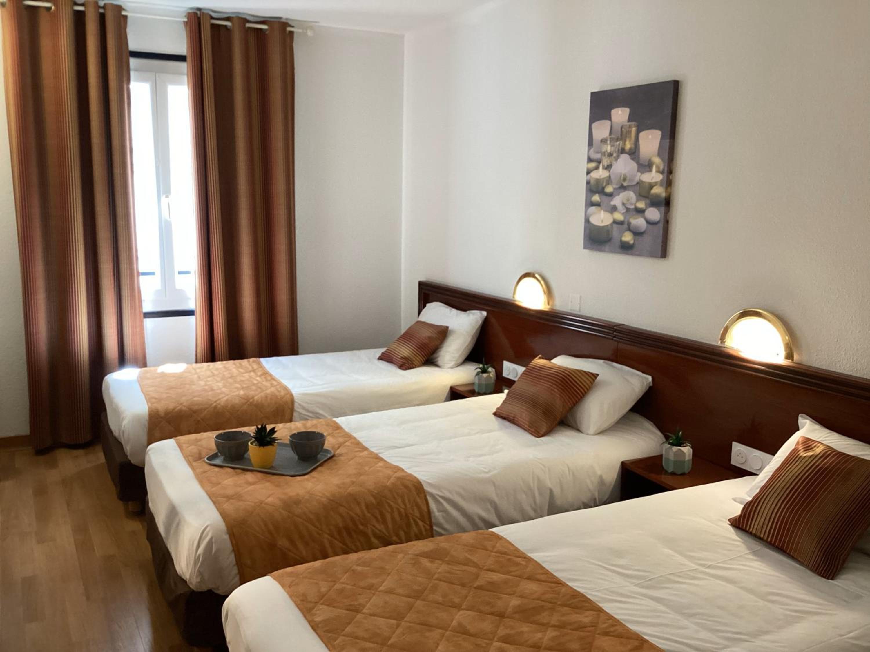 Special Offer - Family Room (3 people) photo 2