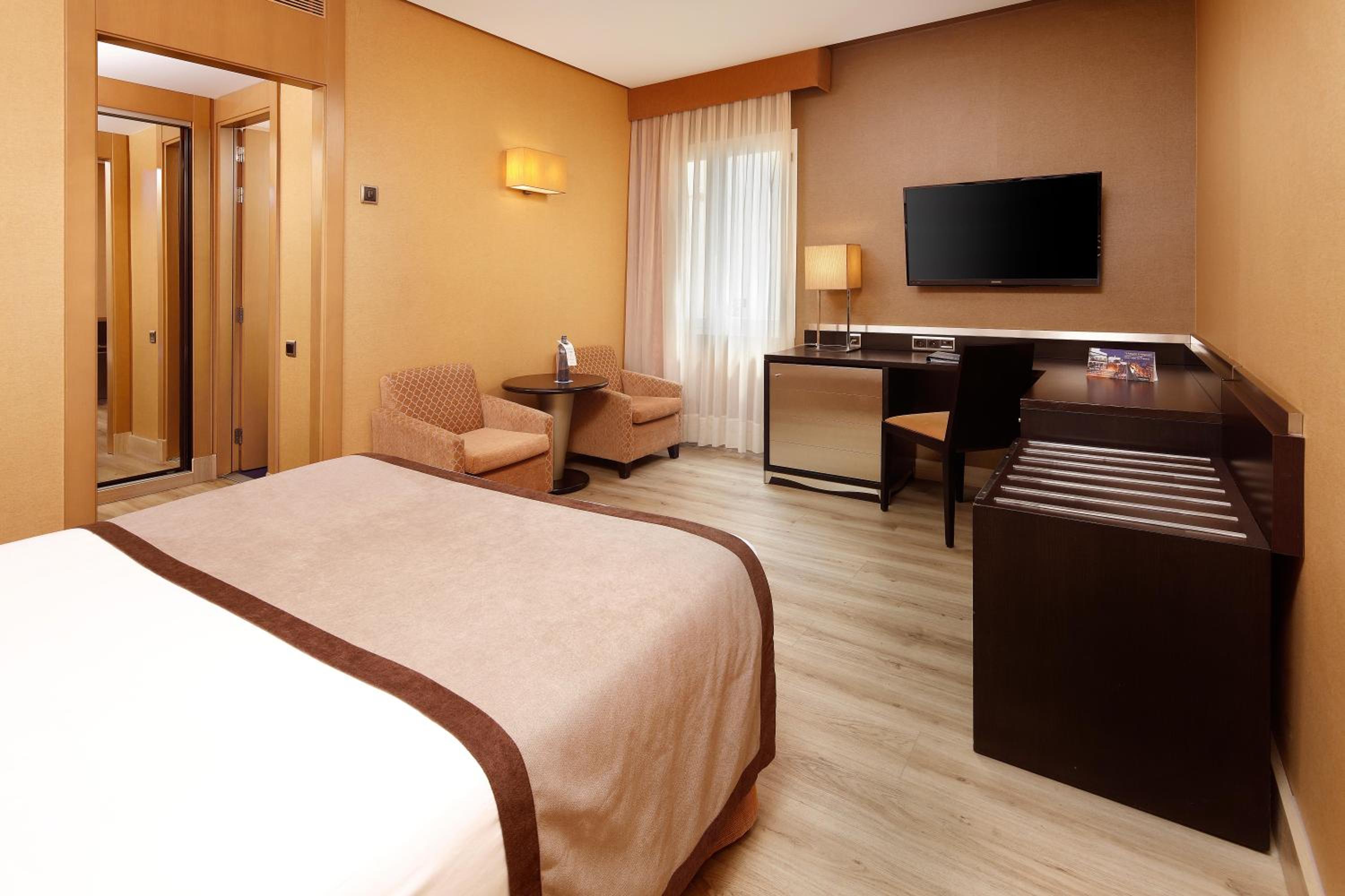 Twin Room (1 Adult) photo 3