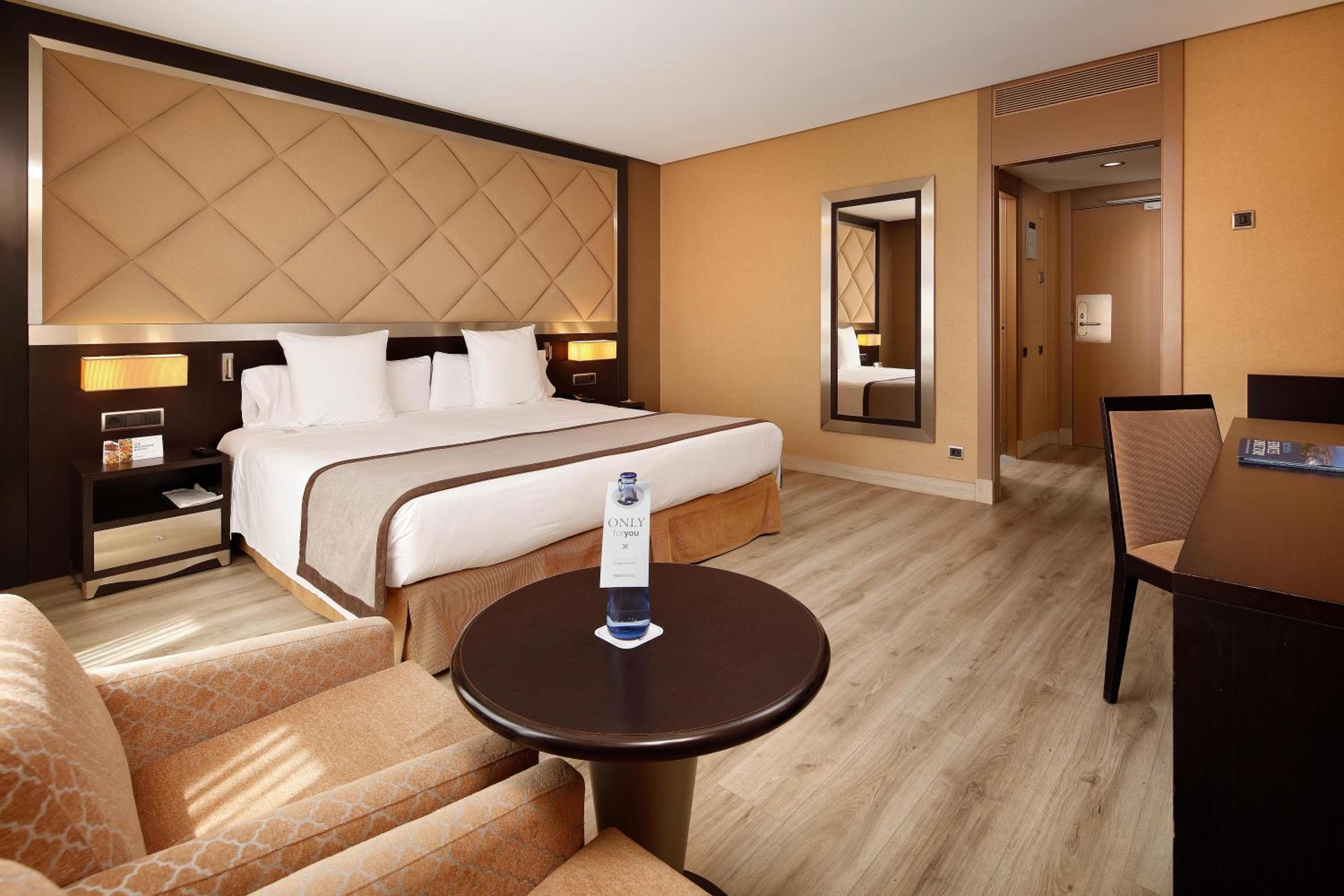 Twin Room (2 Adults) photo 2