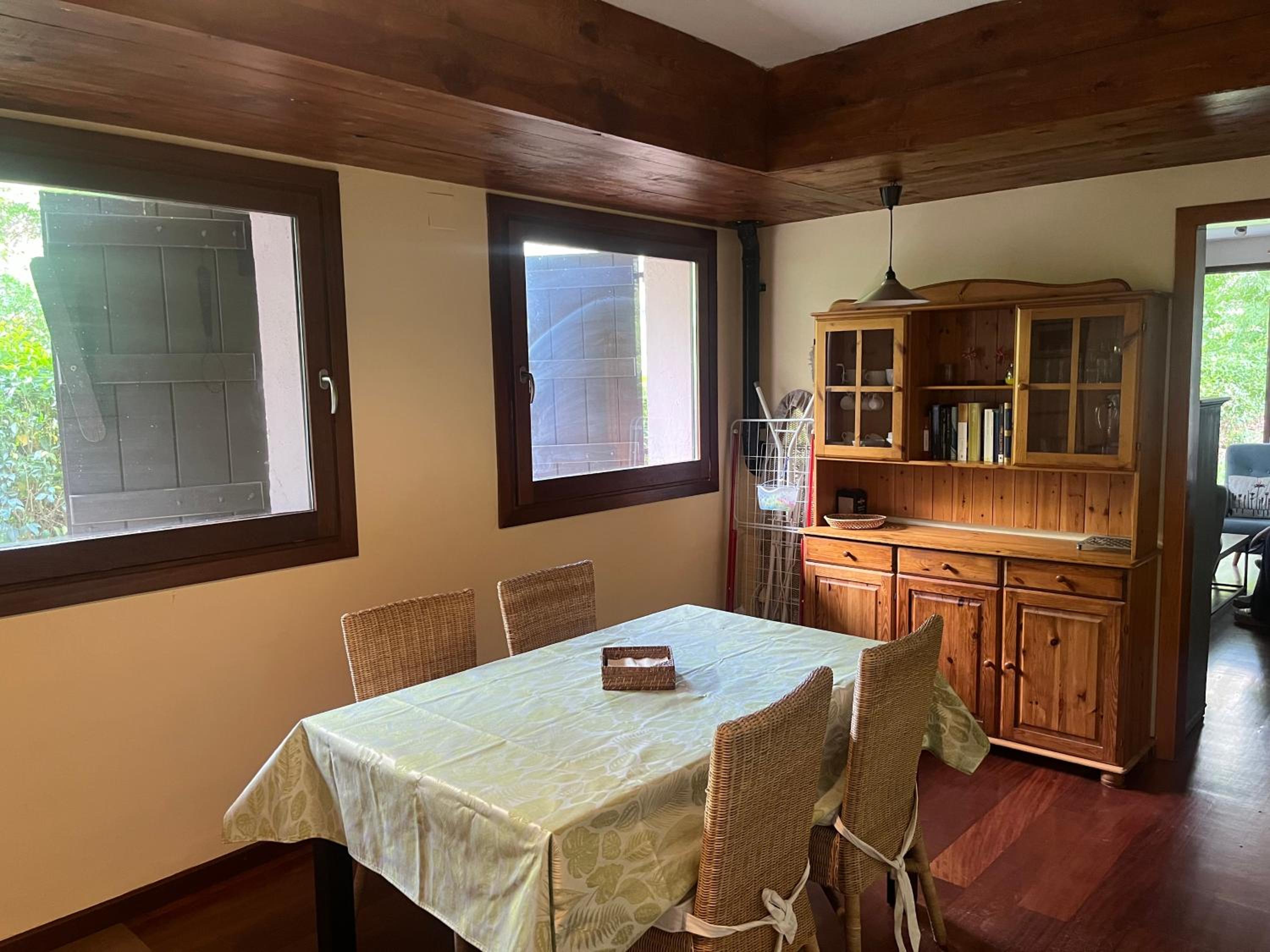Apartment with Mountain View photo 3